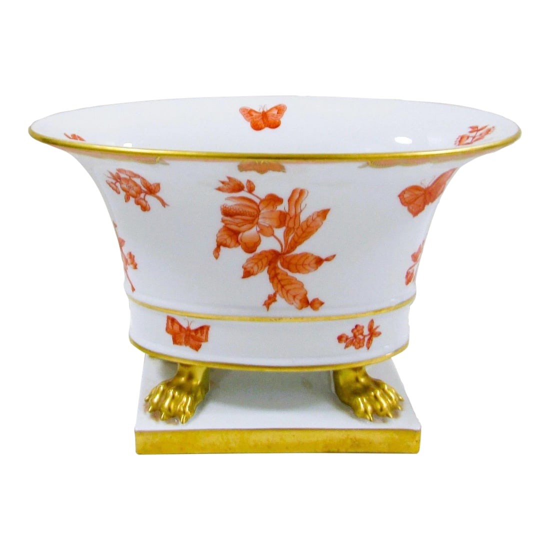 1940s Herend Porcelain Claw Footed Hand Painted Chinese Bouquet Rust Apponyi Orange Vase: The Herend Porcelain Claw Footed Hand Painted Chinese Bouquet Rust Apponyi Orange vase is a beautiful piece of decorative pottery from the Mid 20th Century. This antique vase features a floral pattern