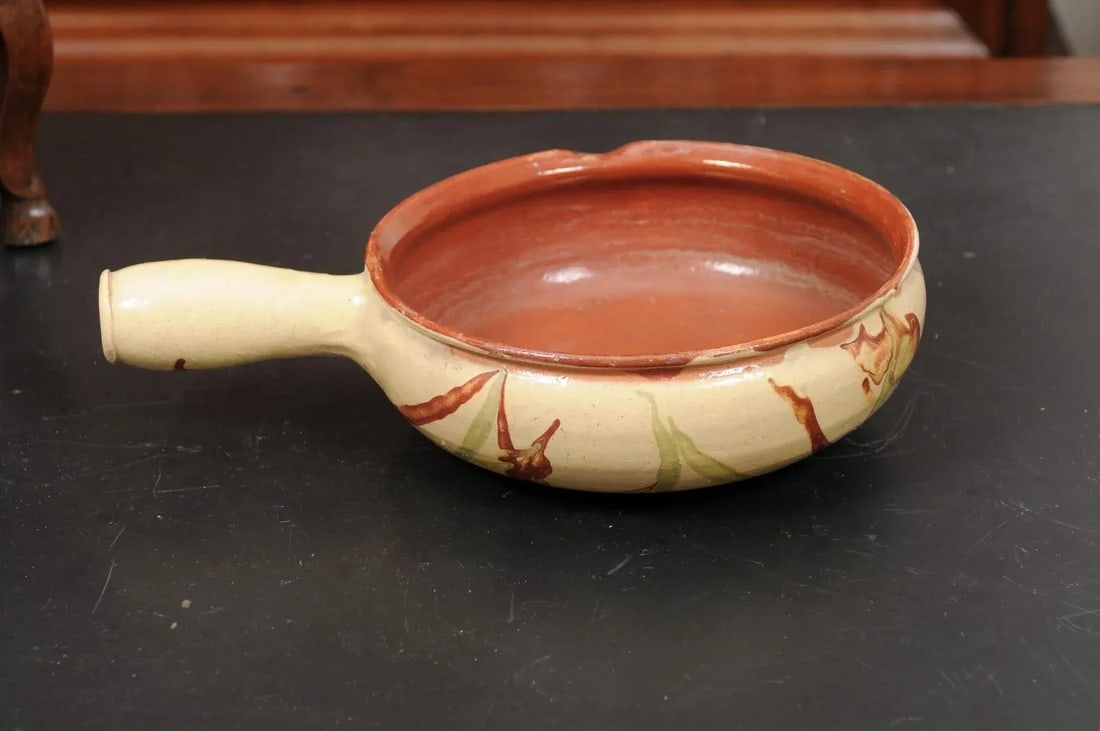 French 19th Century Glazed Pottery Serving Dish with Terracotta and Gold Glaze - 9