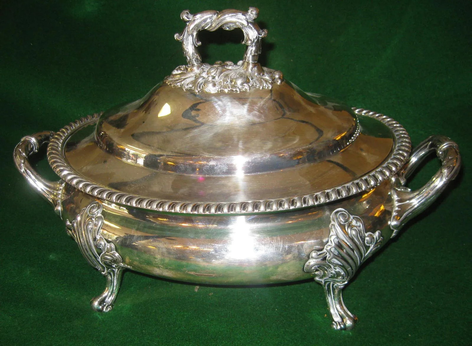 19th century Sheffield Silver Regency Style Tureen Walker, Knowles and Company - 9