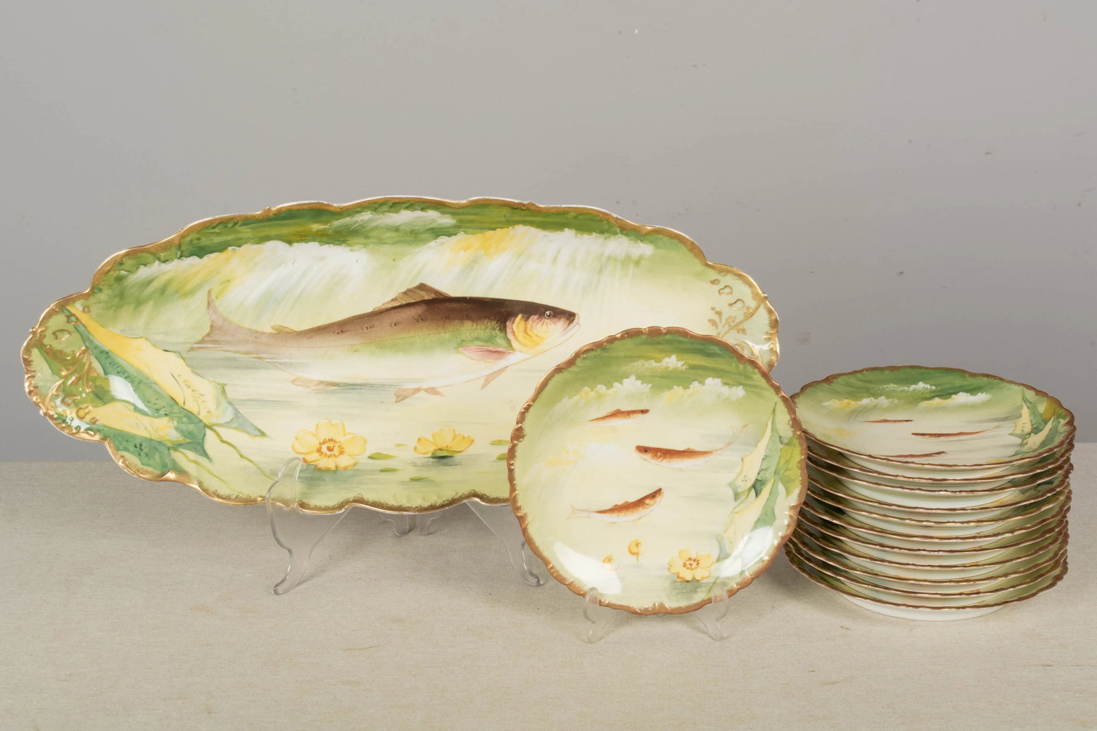Limoges Fish Platter Set With 12 Plates - 8