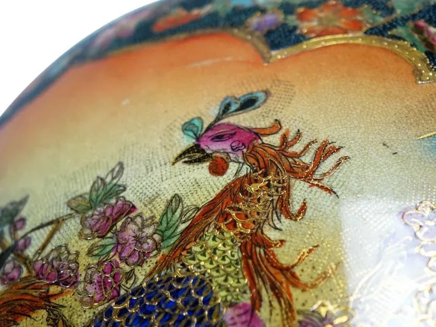 19th Century Tall Japanese Floral Porcelain Vase - 6
