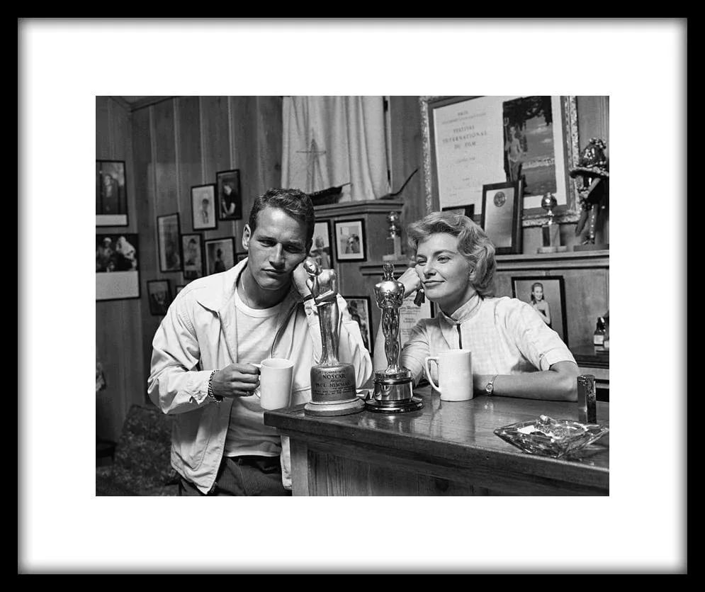 Paul Newman and Joanne Woodward 1958 (Photo by Sid Avery) - 2