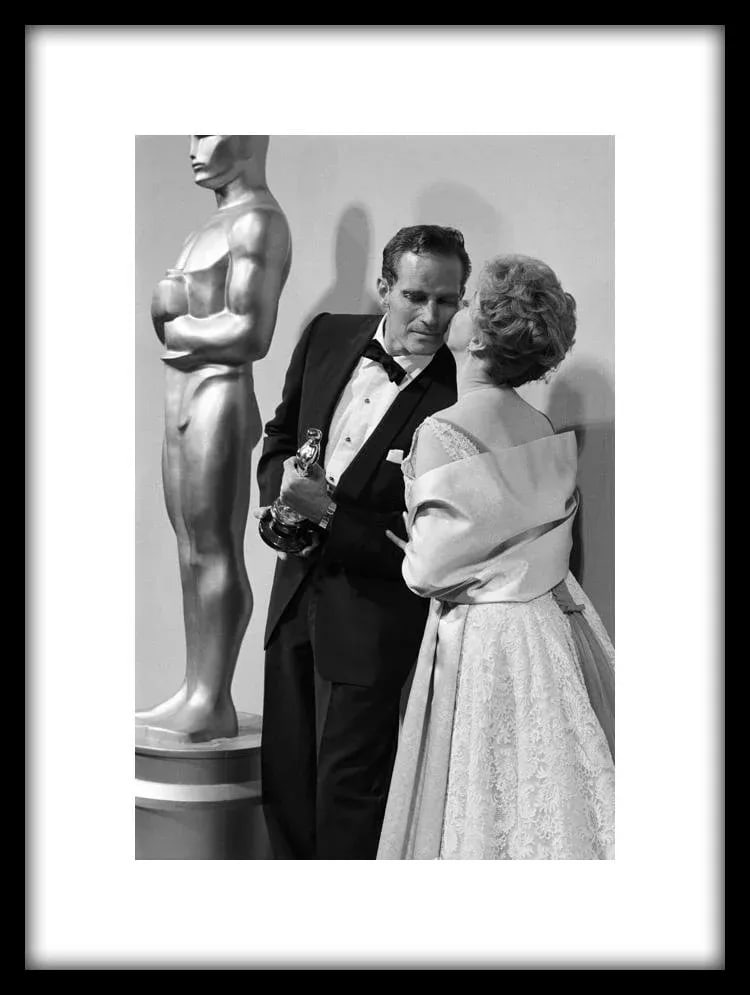 Charlton Heston and Susan Hayward at "The 32nd Annual Academy Awards" 1960 - 2
