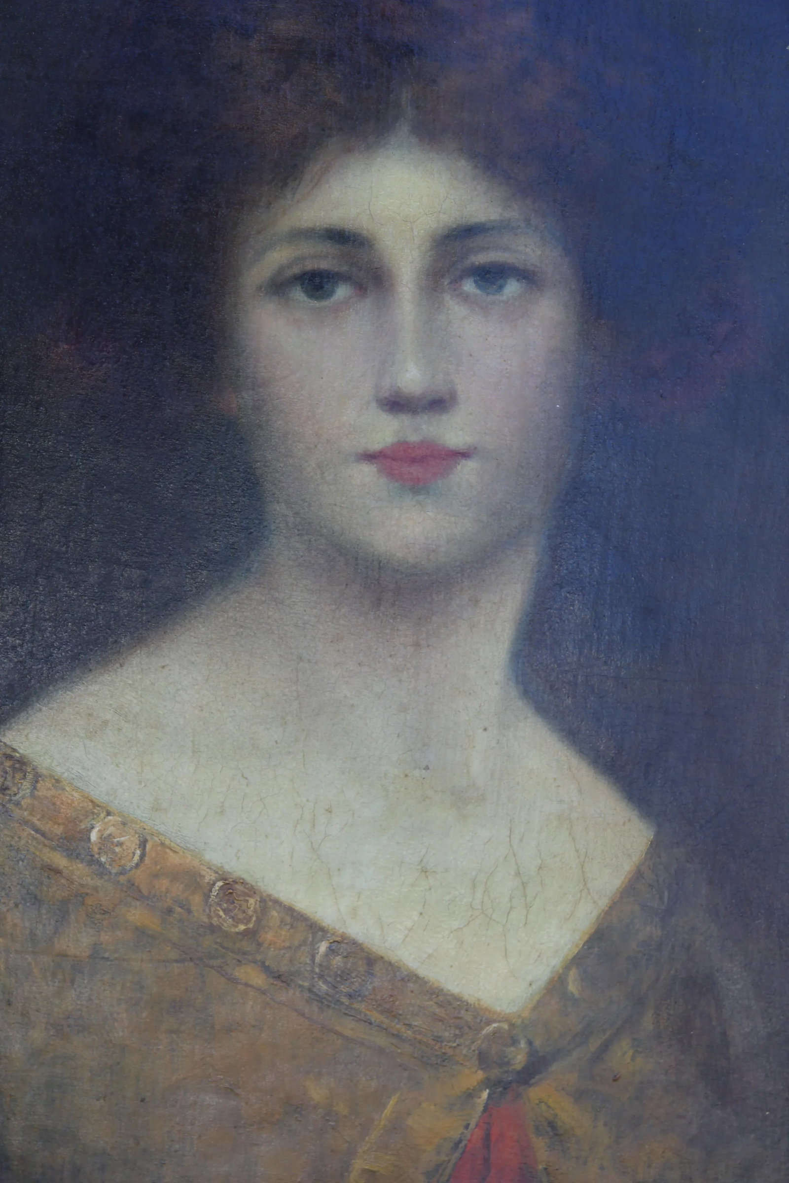 Unknown Early Portrait of a Young Woman 1900's - 2