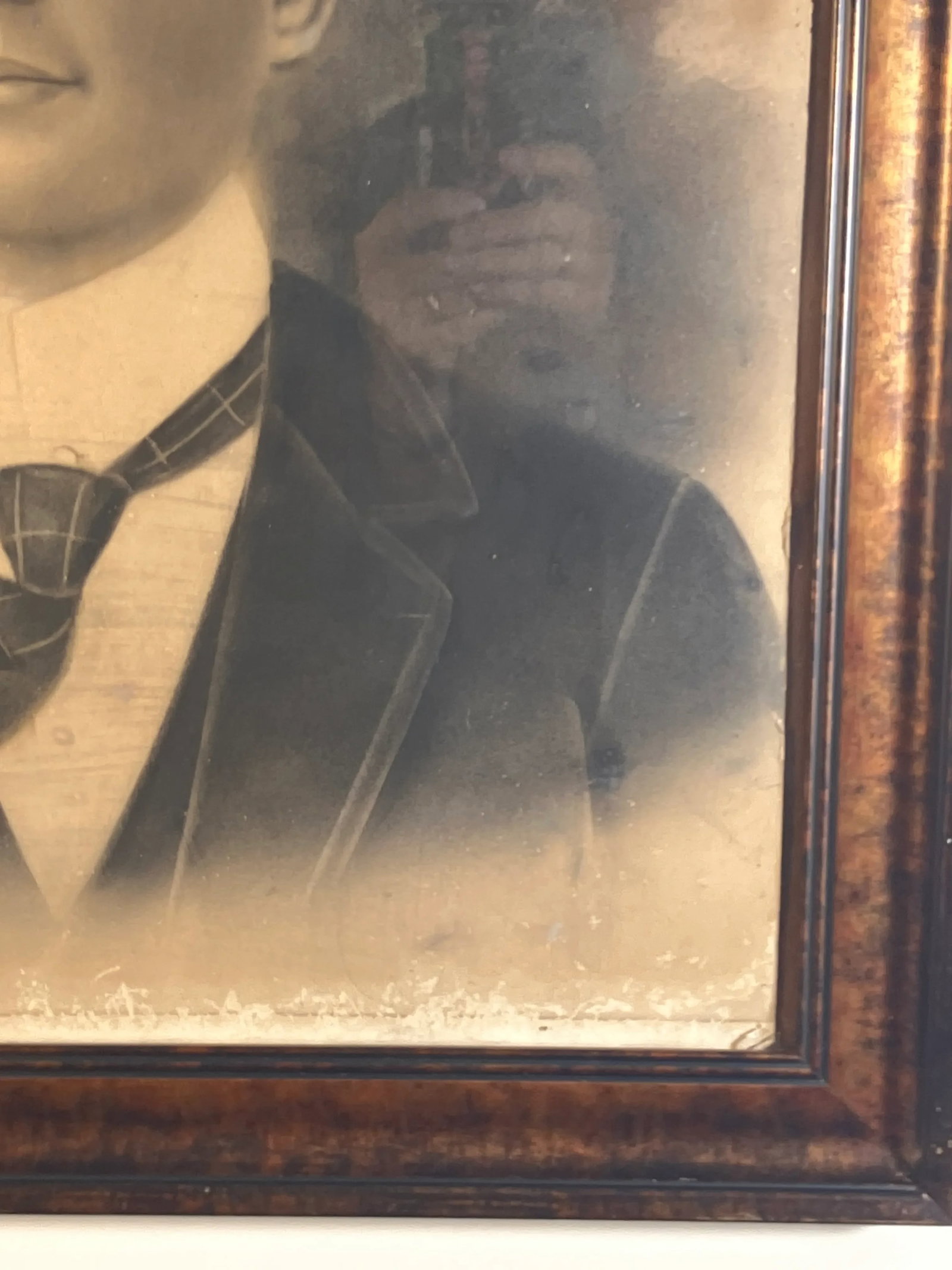 Antique 19th Century Portrait of a Gentleman - Charcoal & Pastel in Original Frame - 3