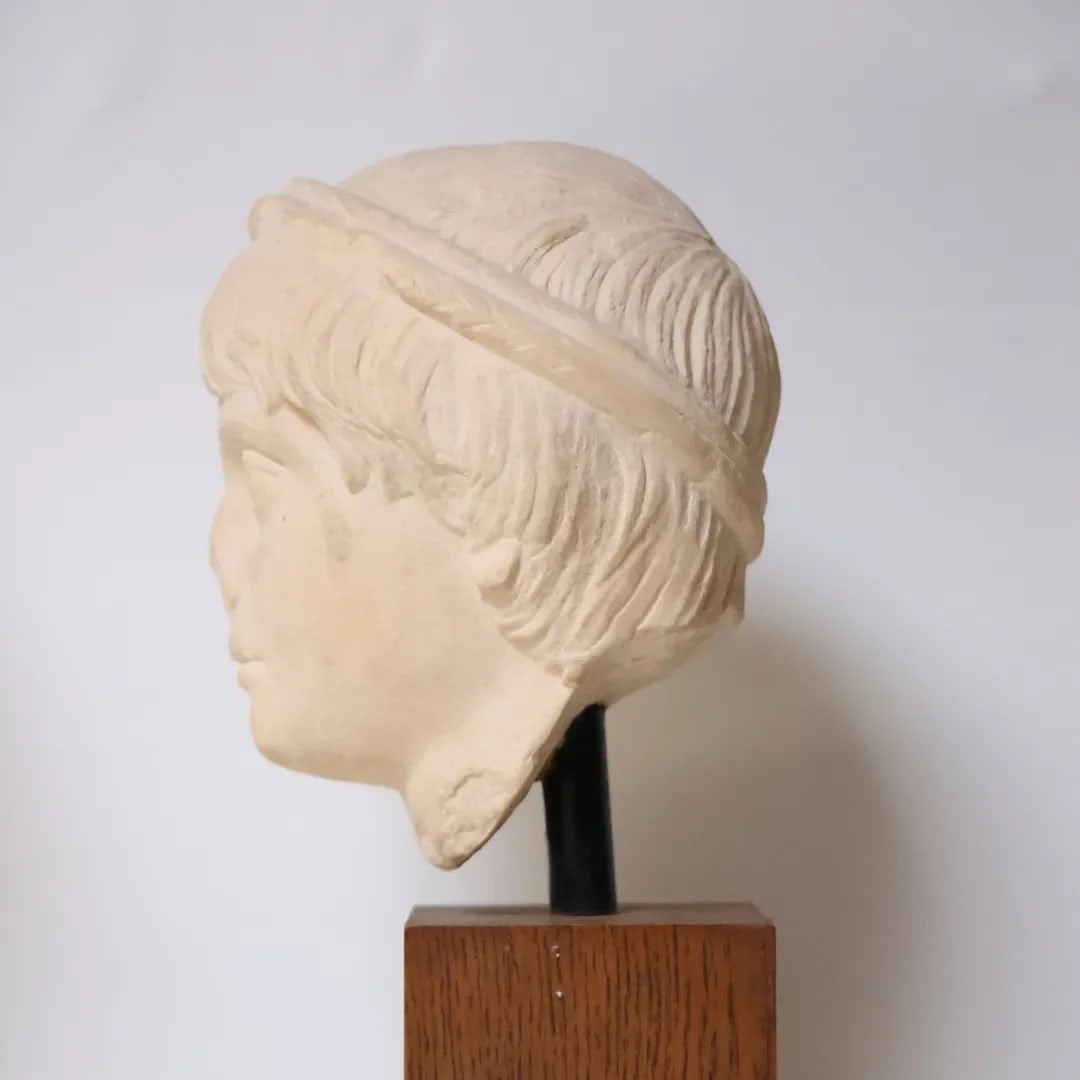 20th Century French Marble Sculpture (Child Portrait Bust) - 2