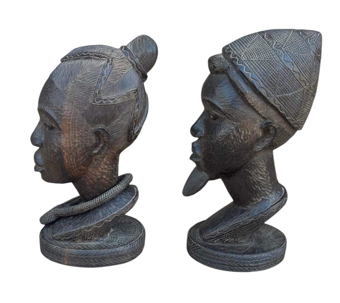 Pair of Mid 20th Century Male & Female Nigerian Busts Hand Carved in Ebony Wood - 13