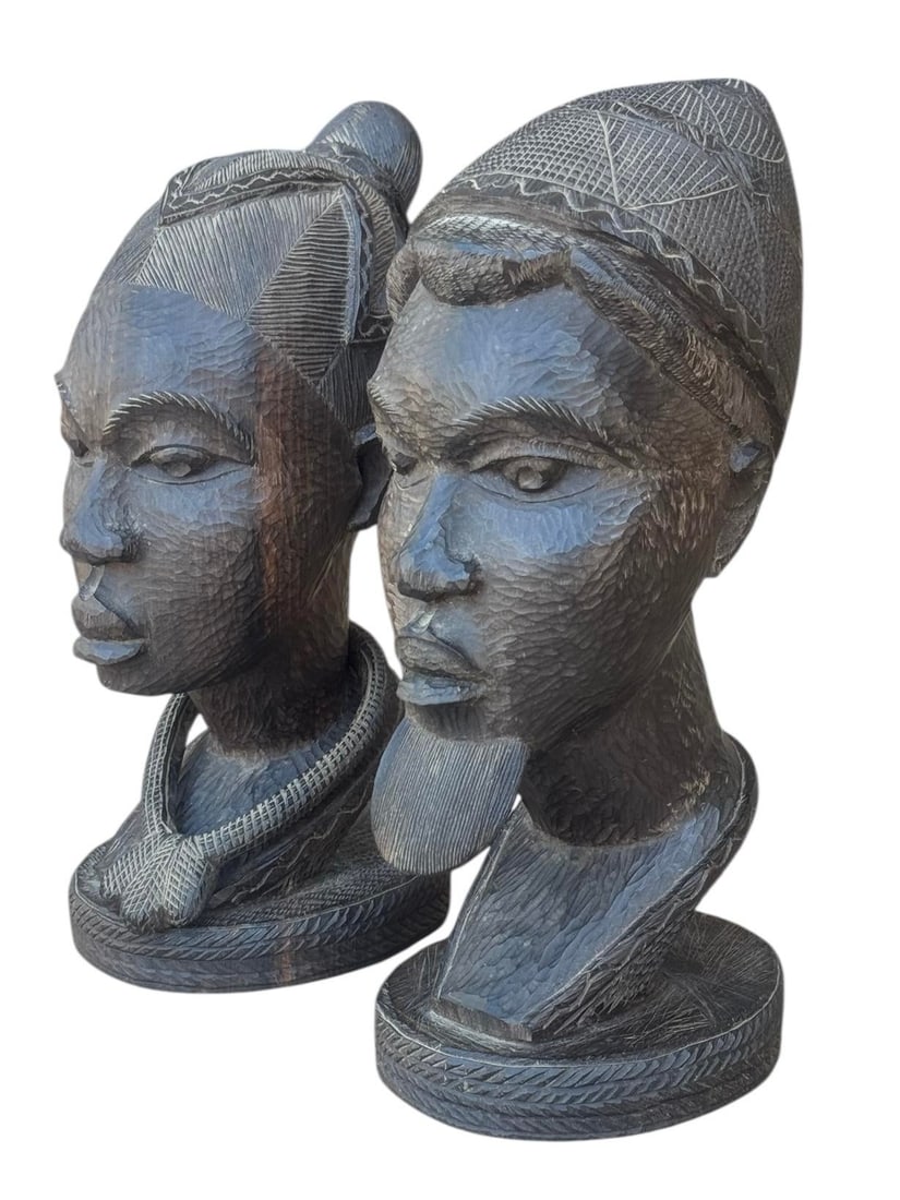 Pair of Mid 20th Century Male & Female Nigerian Busts Hand Carved in Ebony Wood - 6