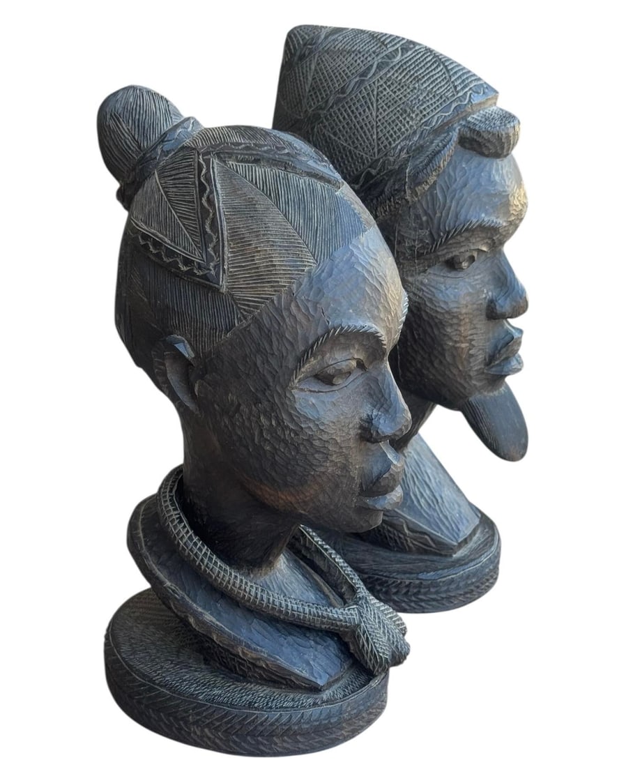 Pair of Mid 20th Century Male & Female Nigerian Busts Hand Carved in Ebony Wood - 9