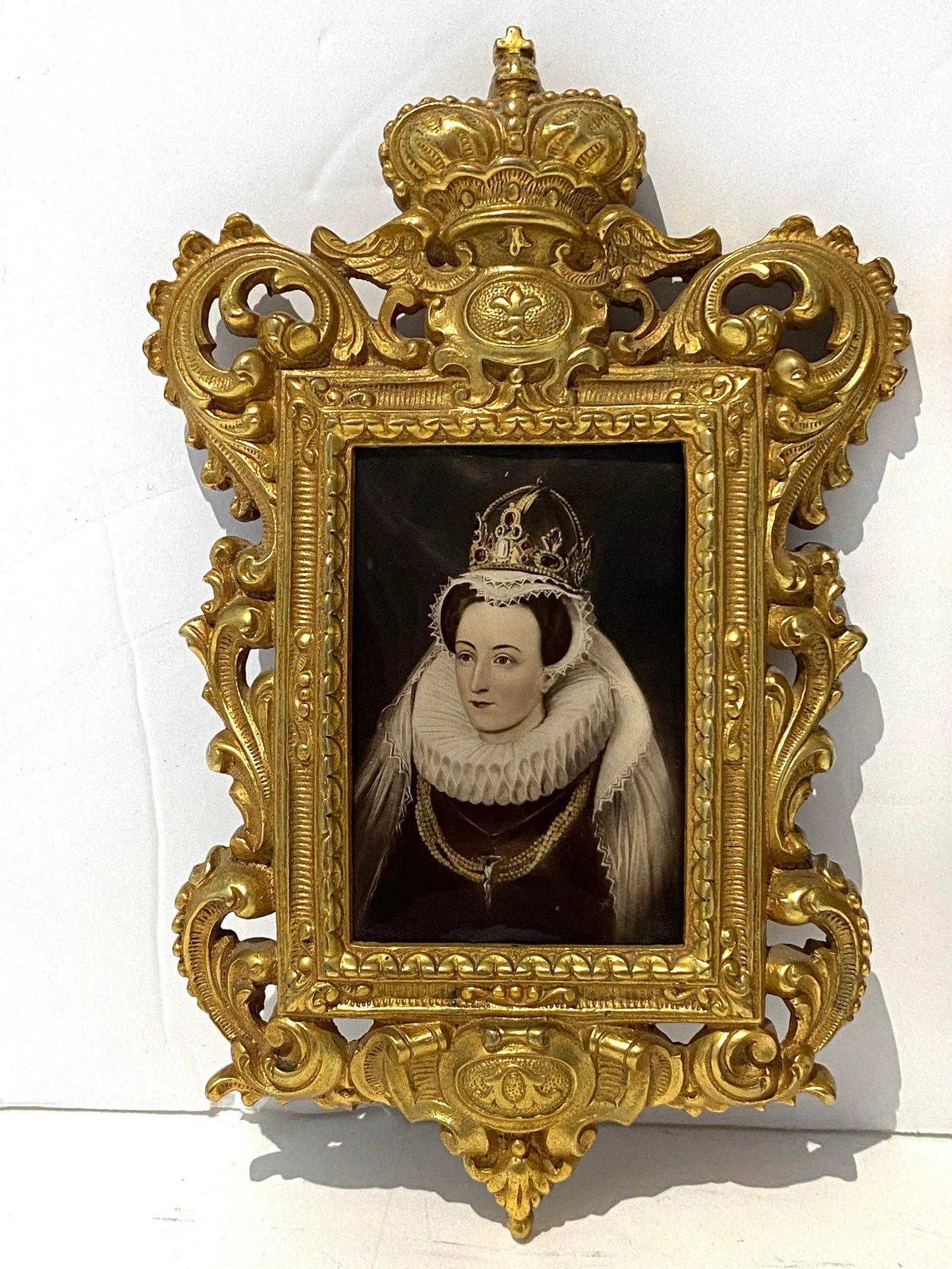 Spanish Nobility Small Portraits 1960s From Seville Casa Rodan Sevilla Decoupage - 7
