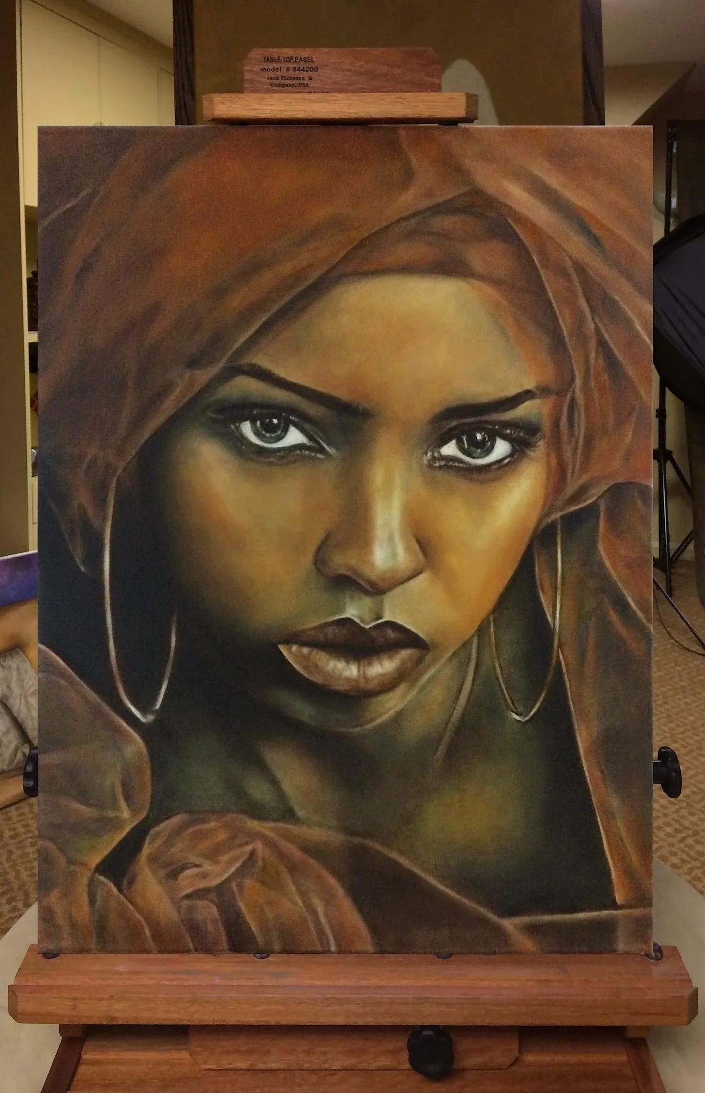 Contemporary Realist Portrait Oil Painting of a Dancer by Vivianna Irizarri - 2