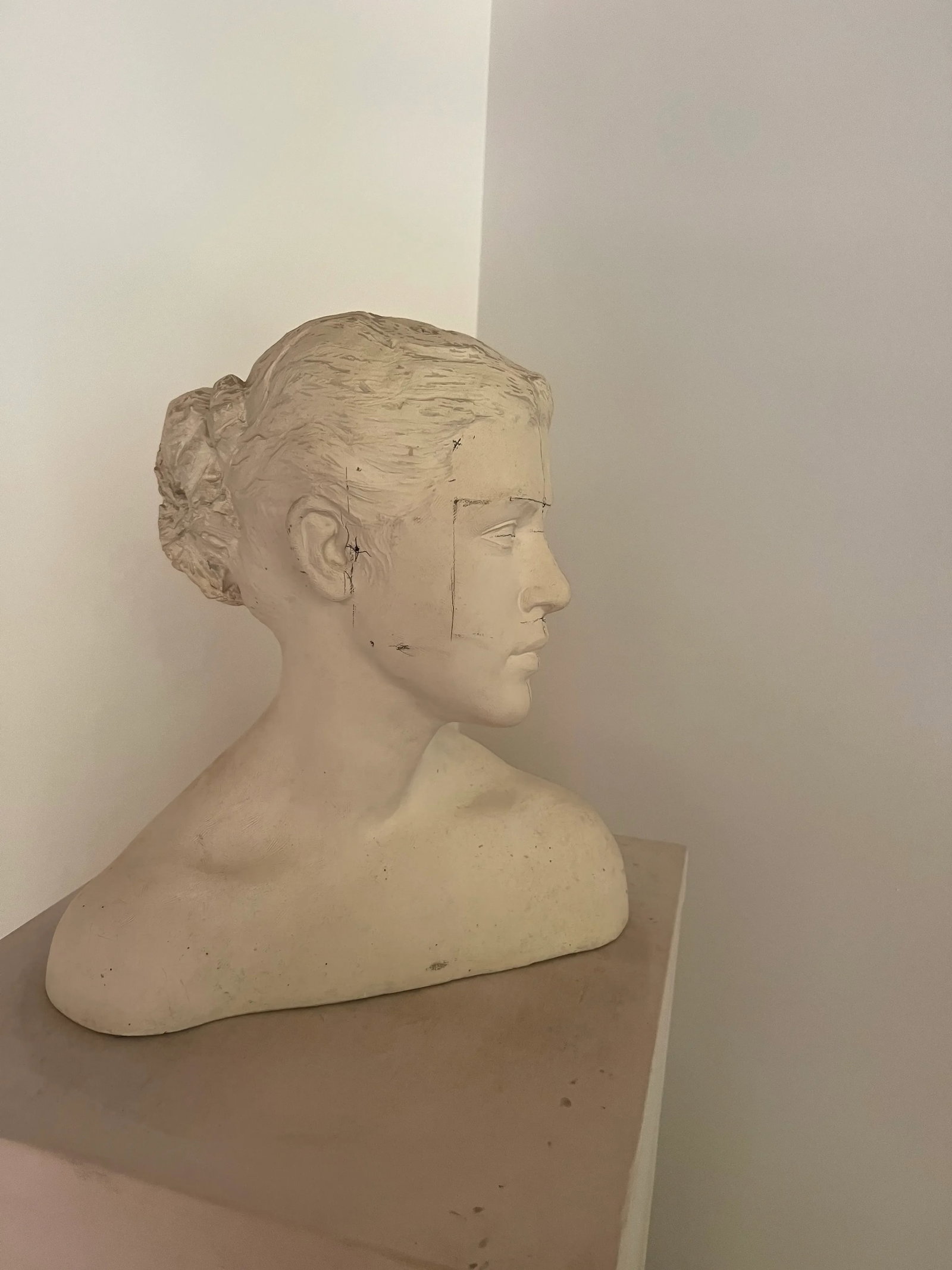 1950s Plaster Bust of Young Woman, by Tony Trezza - 10
