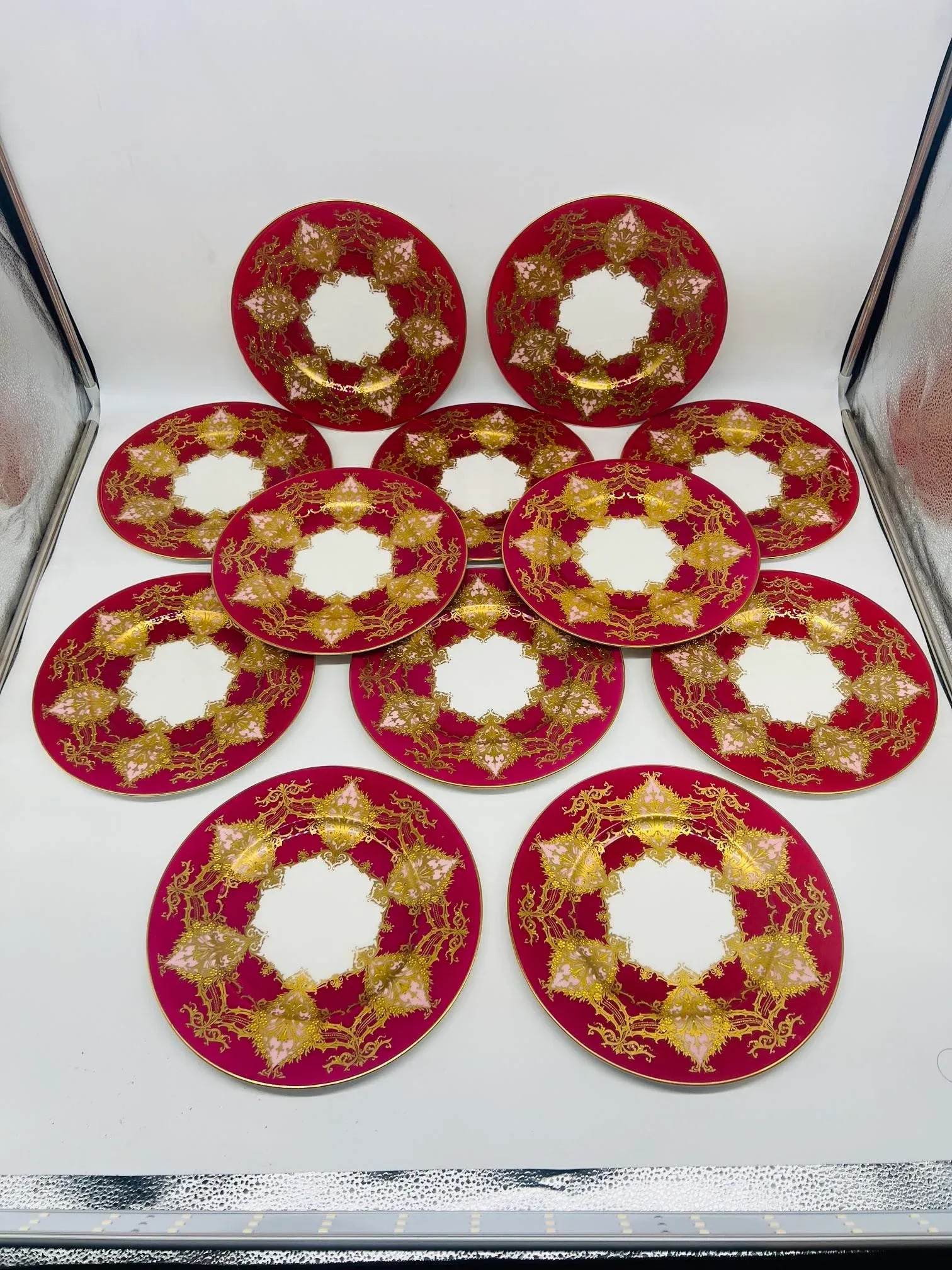 Set of 12 Royal Worcester Two- Tone Heavily Raised Gilt Decorated Dinner Plates - 13