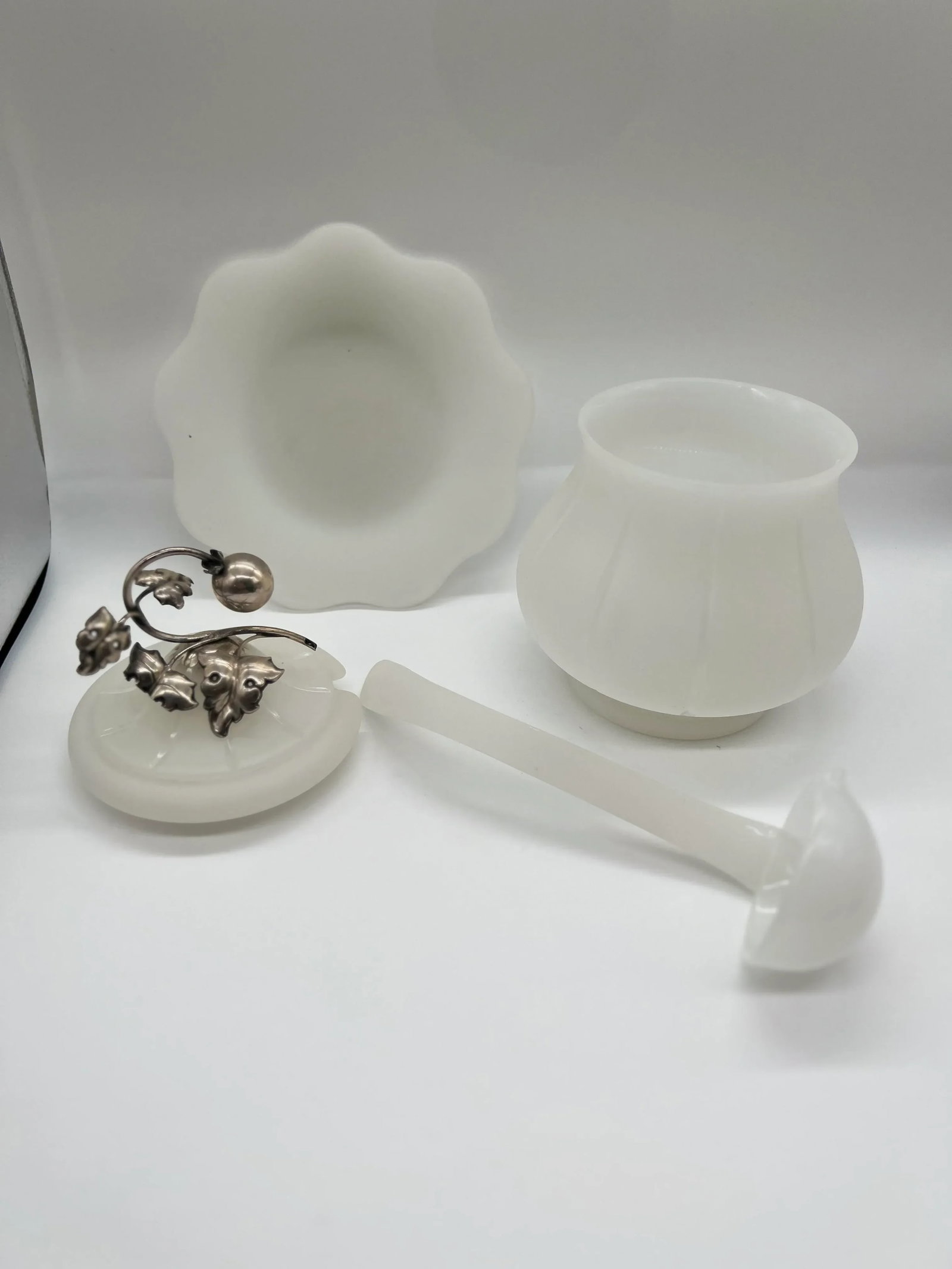 Antique Sterling Silver Mounted Opaline Glass Sauce Tureen - 8
