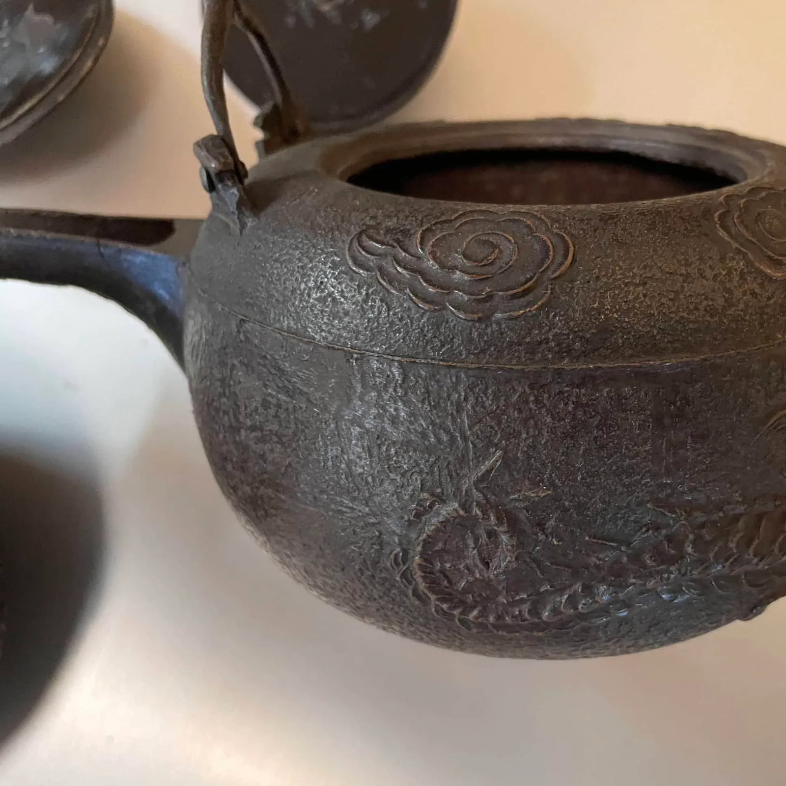 Pair of Antique Japanese Chosi Cast Iron Sake Kettles - 11