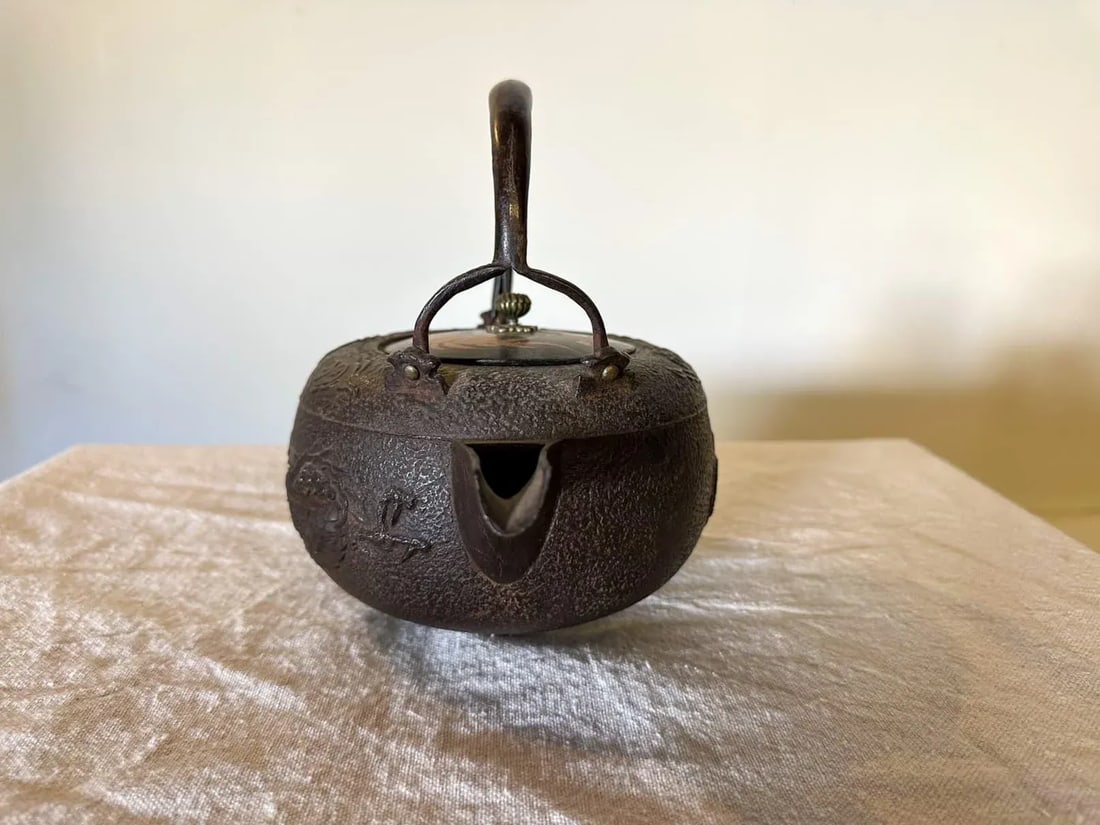Pair of Antique Japanese Chosi Cast Iron Sake Kettles - 2