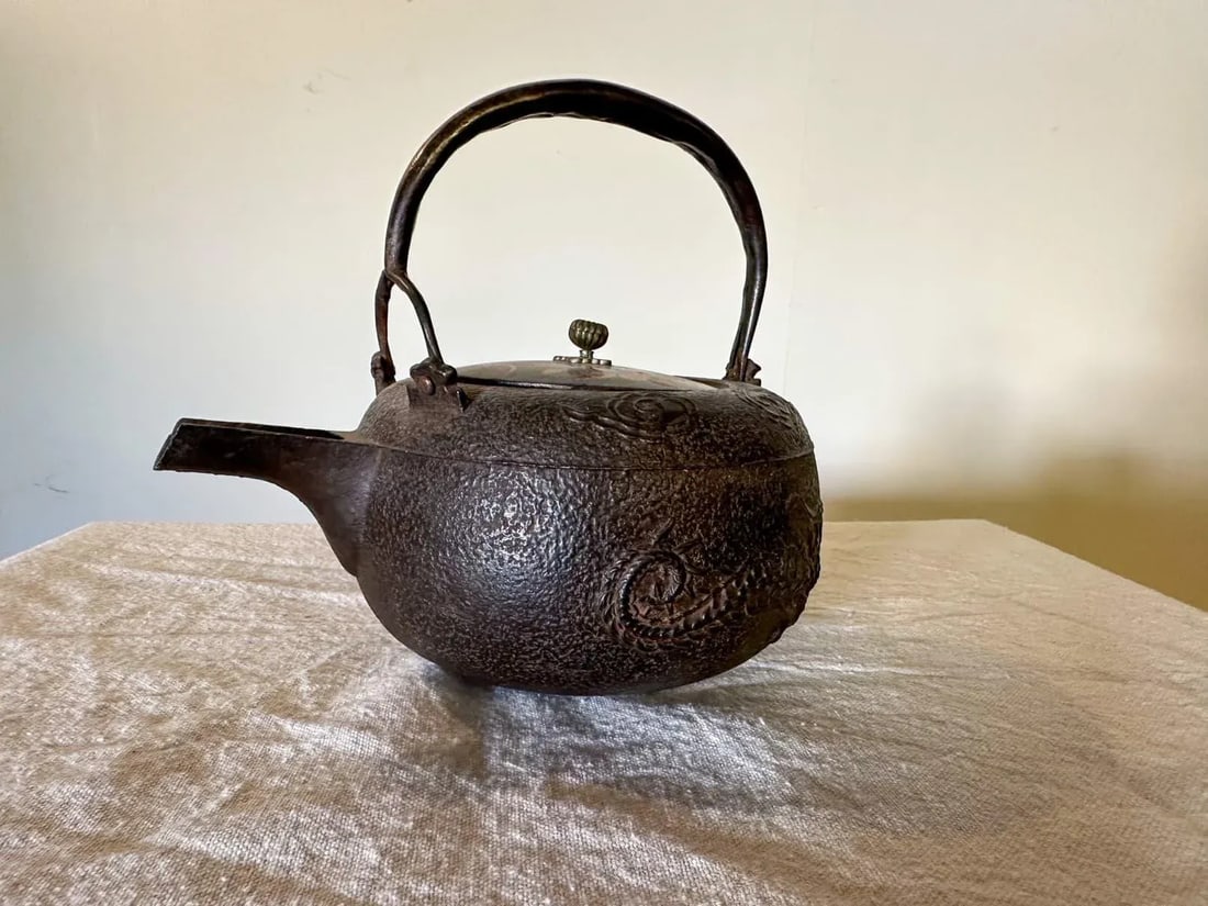 Pair of Antique Japanese Chosi Cast Iron Sake Kettles - 4