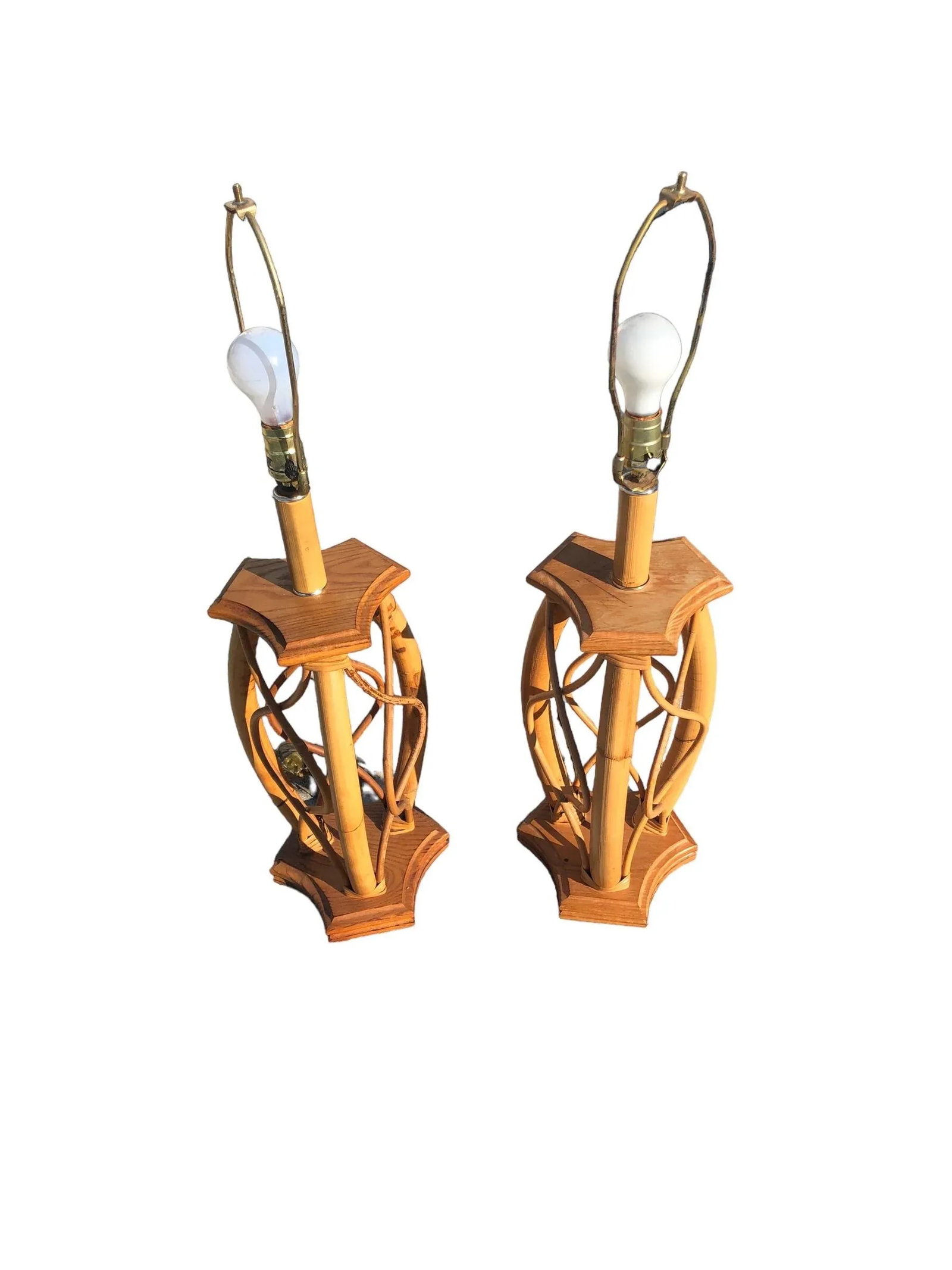 Pair of Mid-Century Rattan Table Lamps - 2