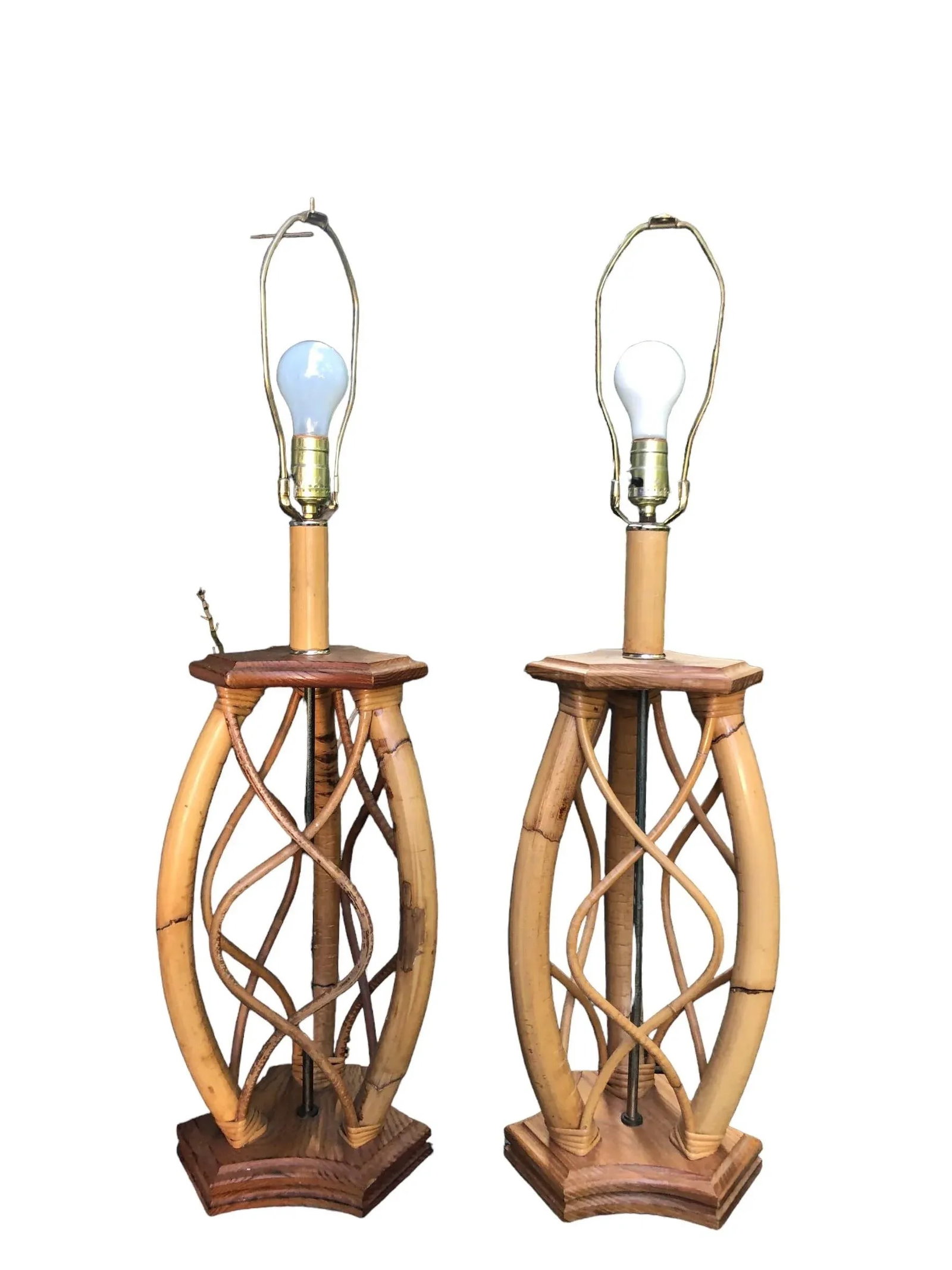 Pair of Mid-Century Rattan Table Lamps - 6