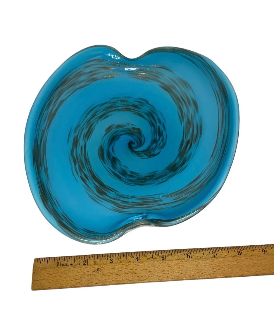 Mid 20th Century Murano Style Modern Aqua Art Glass Amoeba Oval Shape With Silver and Bronze Swirl D - 9