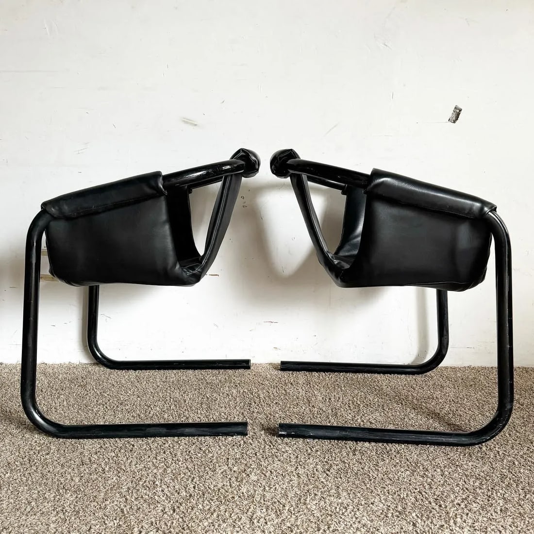1970s Black Vinyl on Black Metal Zermatt Tubular Sling Chairs Vecta - 2