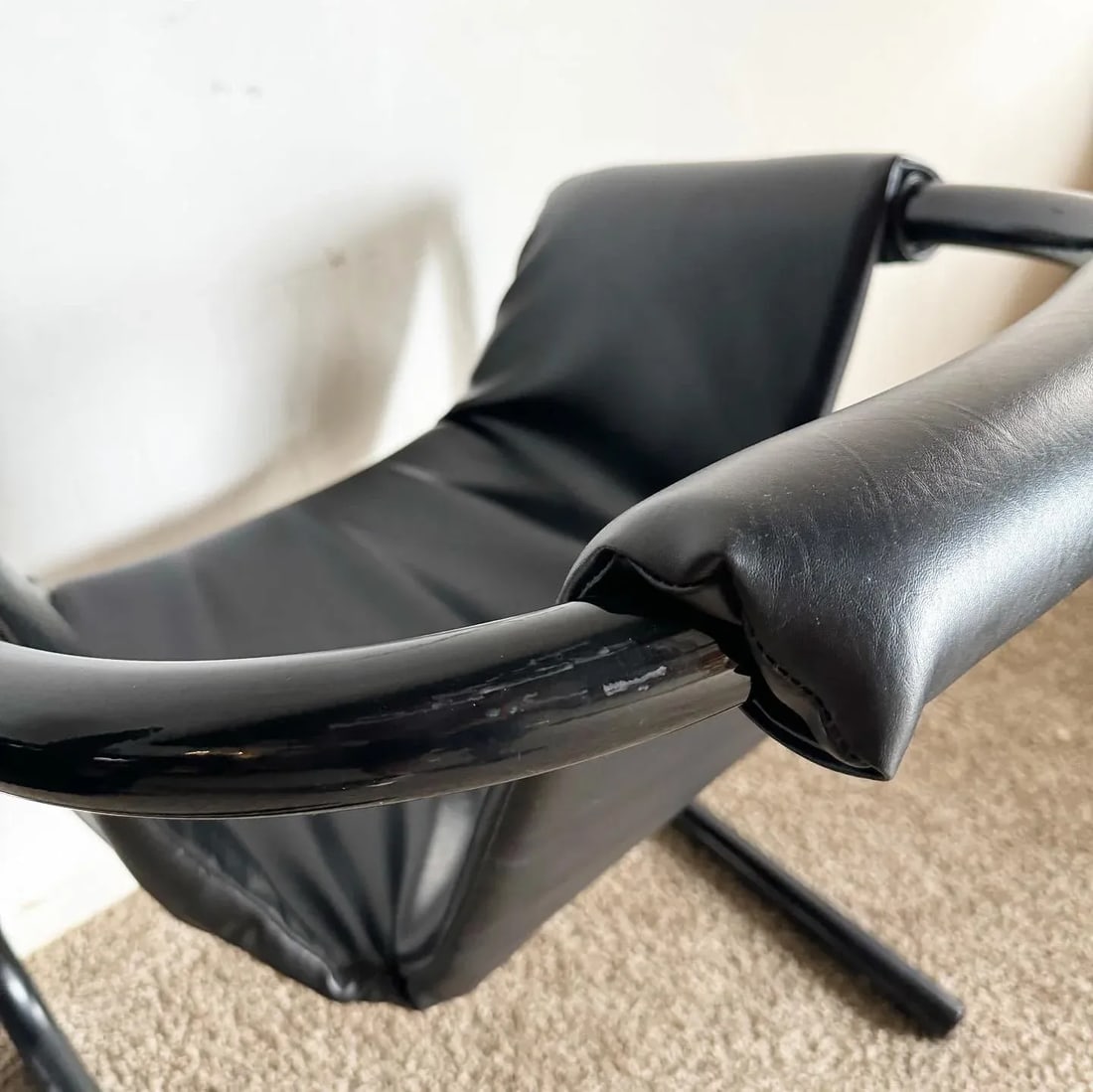 1970s Black Vinyl on Black Metal Zermatt Tubular Sling Chairs Vecta - 8