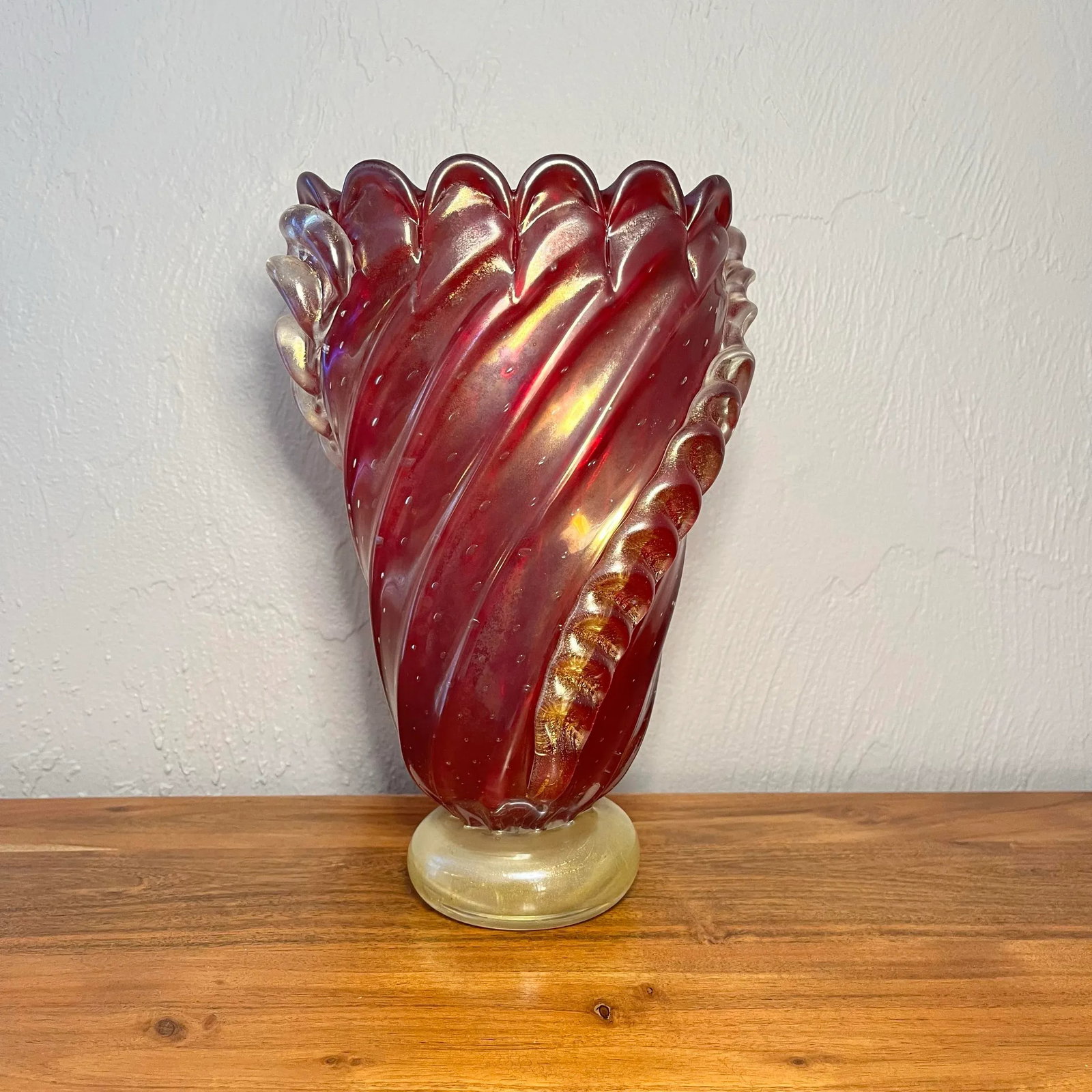 Mid 20th Century Murano-Ercole Barovier Bullicante Ruby Vase, Unmarked - 4