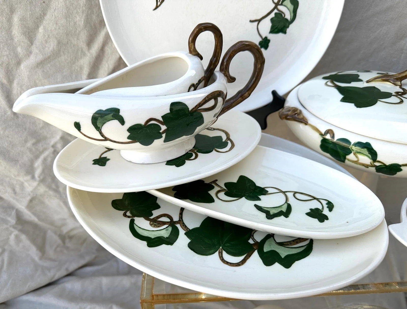 Vintage "Ivy" Print Serving Set of 12 - 7
