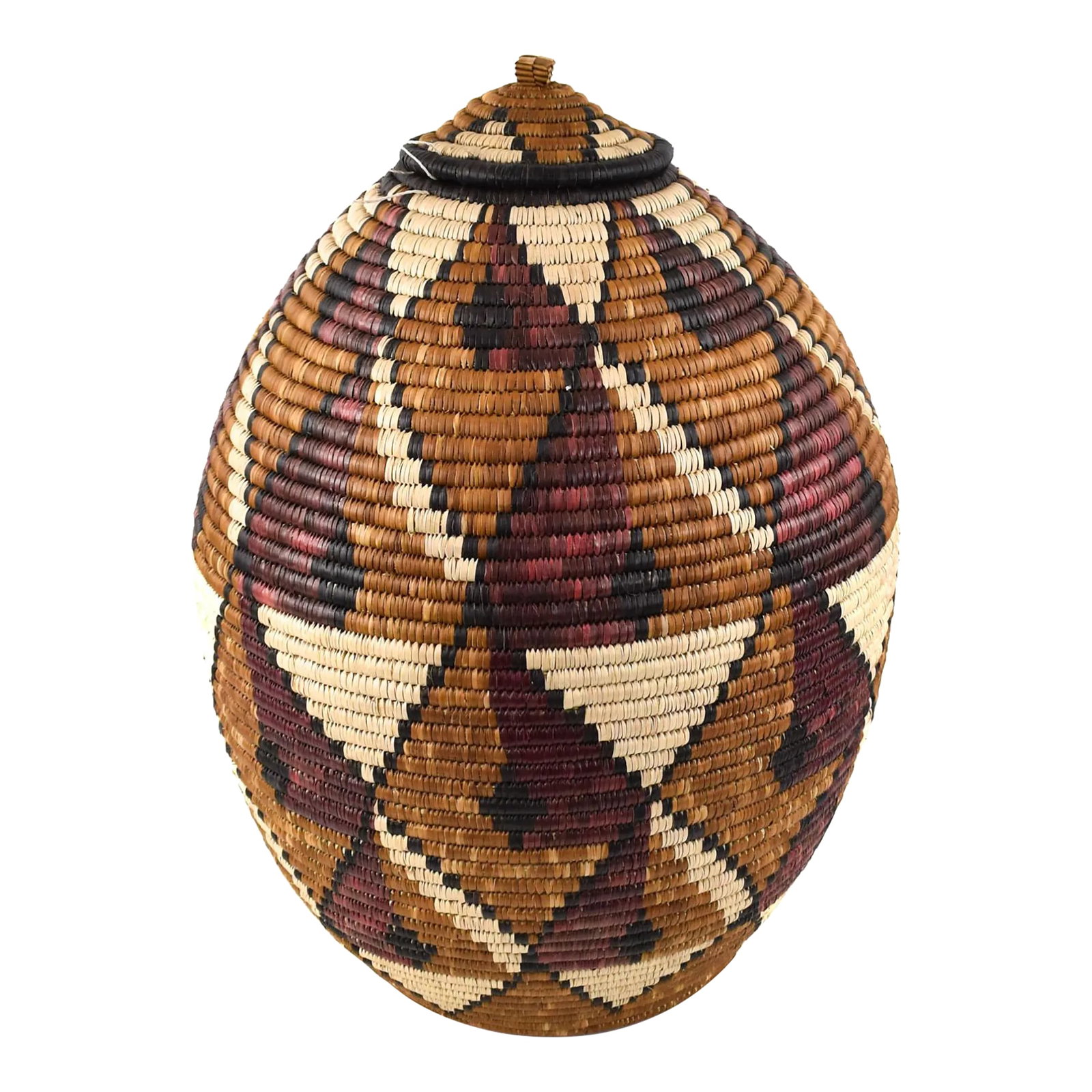 Contemporary Zulu Beer Basket: A handmade beer basket made by the Zulu People in KwaZulu-Natal, South Africa. This ukhamba basket was woven by Tokile Nxumubo. Condition: Imperfections: No Imperfections Condition Notes: New.