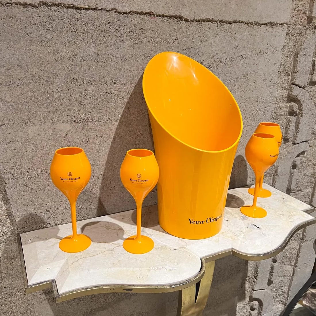 Veuve Clicquot Orange Champagne Ice Bucket With Four Glasses Set - 10