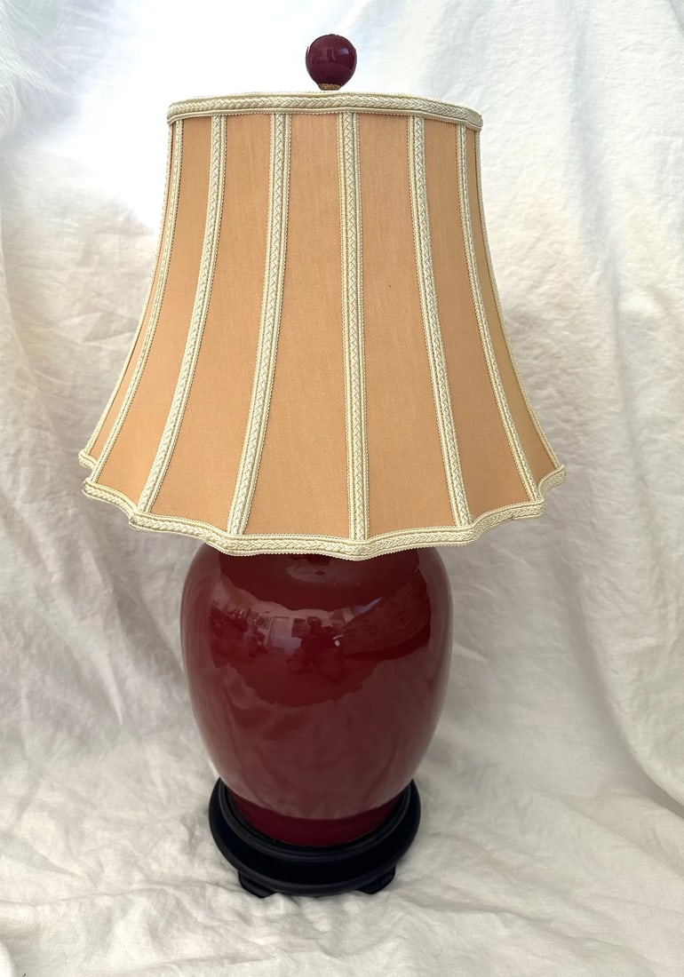 Vintage Chinese Ox-Blood Red Covered Vase Table Lamp W/Shade - 3