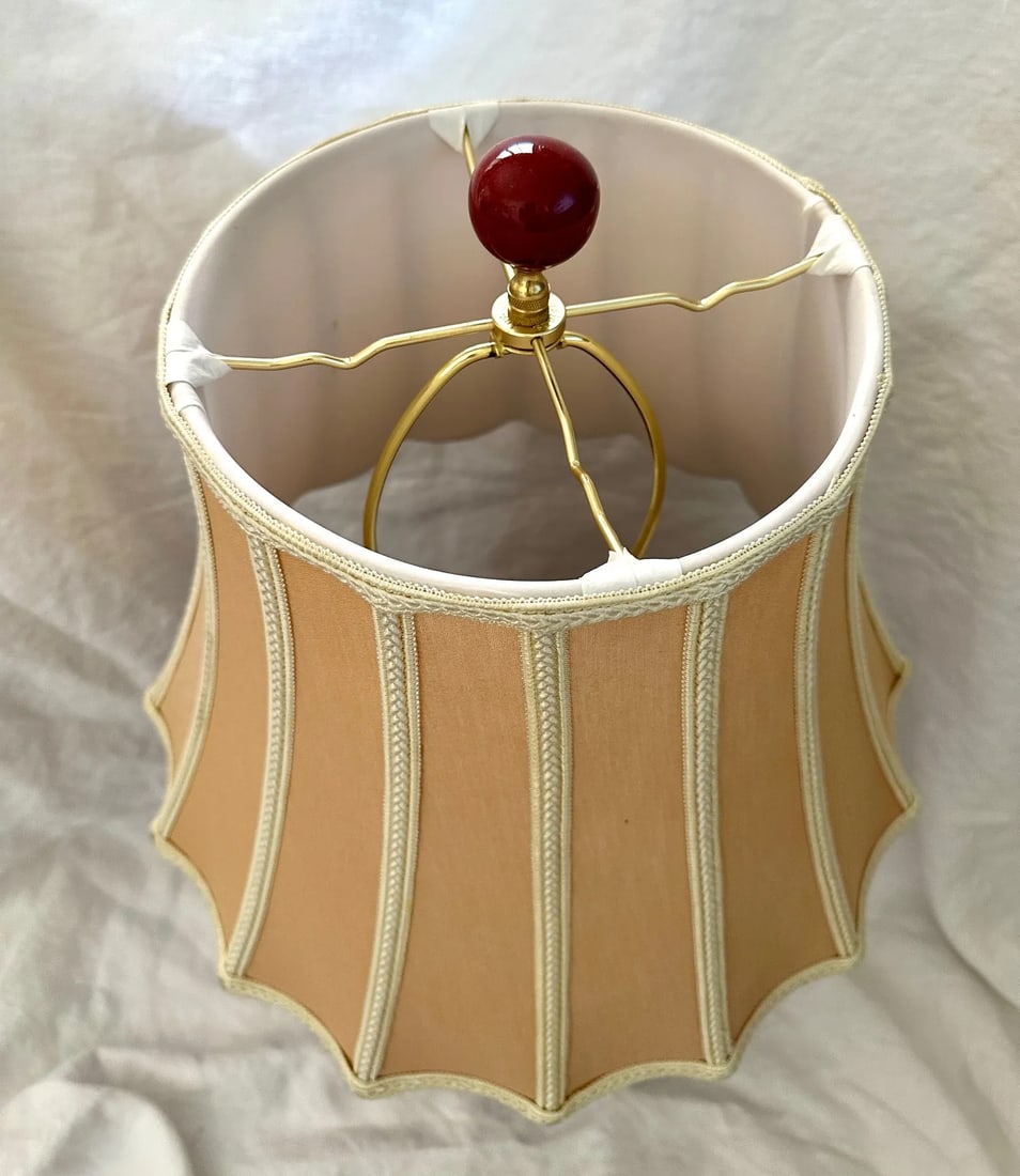 Vintage Chinese Ox-Blood Red Covered Vase Table Lamp W/Shade - 5