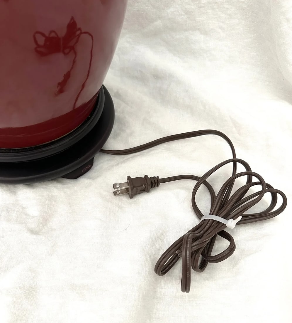Vintage Chinese Ox-Blood Red Covered Vase Table Lamp W/Shade - 9