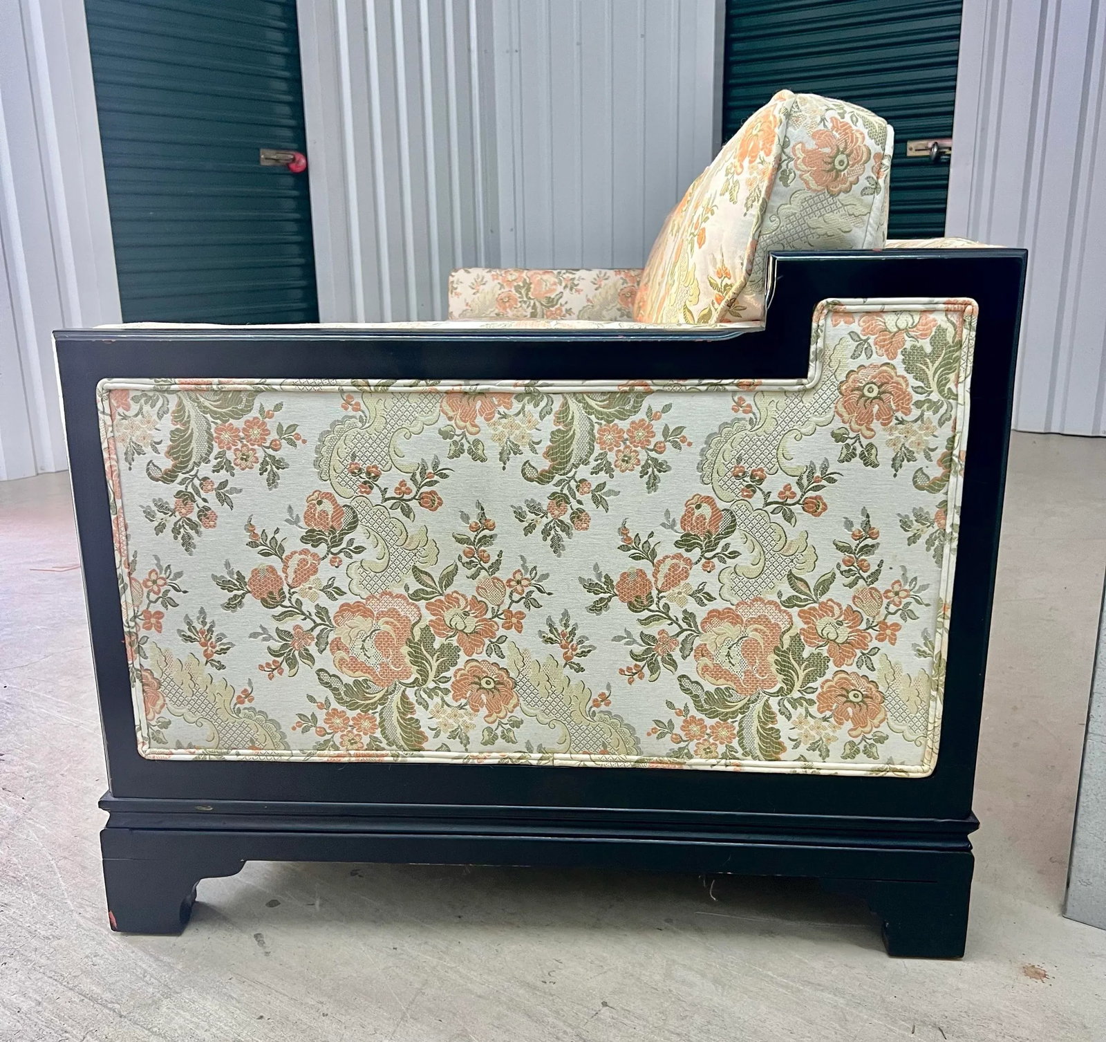 Late 20th Century Black Tony Duquette Style Lacquer Chinoiserie Sofa by Key City - 4