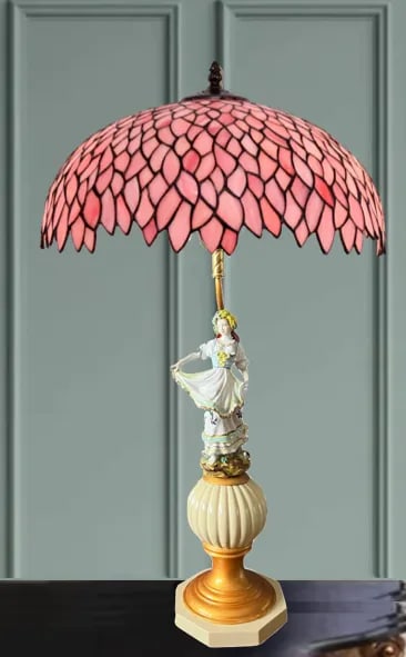 Mid-Century Giulia Mangano Sevres Porcelain Table Lamp Young Lady - 7