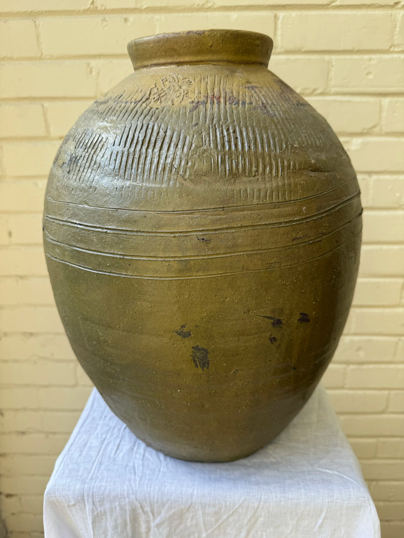 Antique Late 19th Century Chinese Martaban - 3