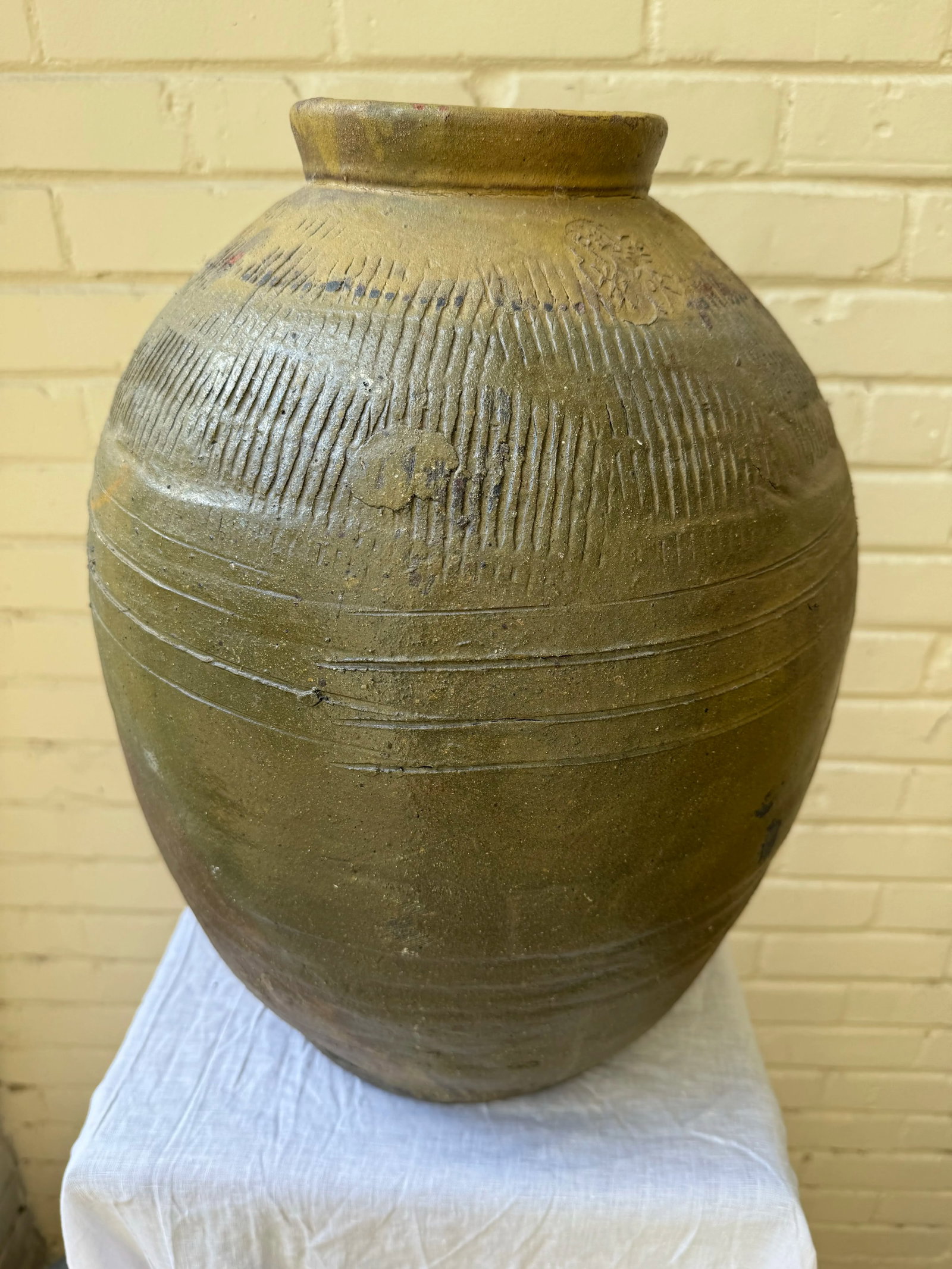 Antique Late 19th Century Chinese Martaban - 4