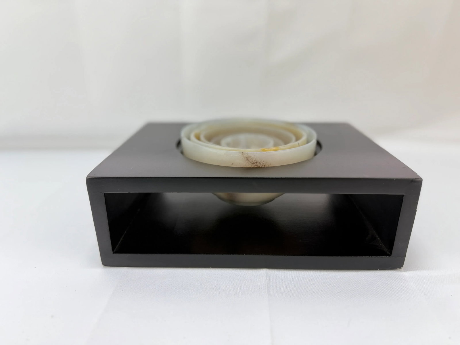 Nesting Set of 5 Carved Agate Bowls & Display - Artisan Signed - 9