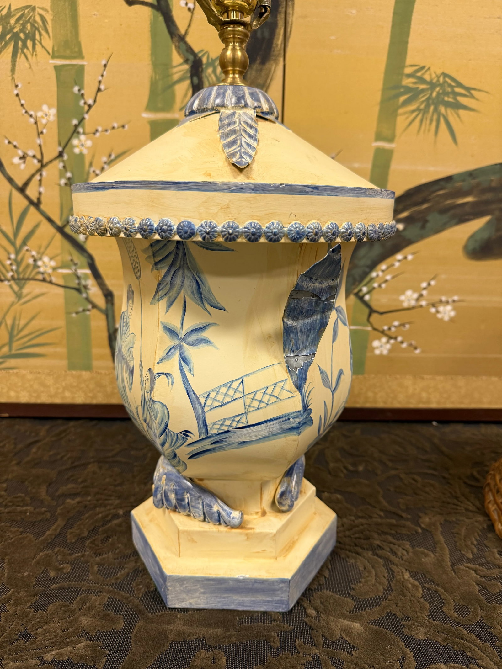 Vintage Chinoiserie Hand Painted Tole Table Lamp With Wicker Shade - 6