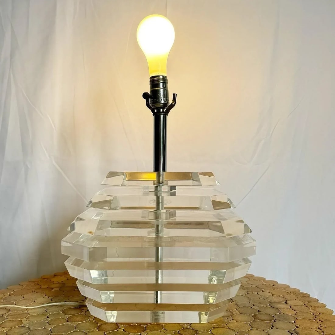 Postmodern Chunky Stacked Lucite Table Lamp - 2