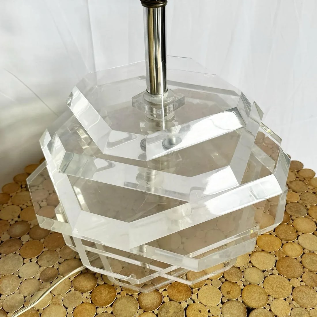 Postmodern Chunky Stacked Lucite Table Lamp - 6