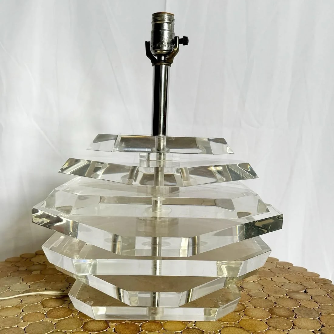 Postmodern Chunky Stacked Lucite Table Lamp - 7