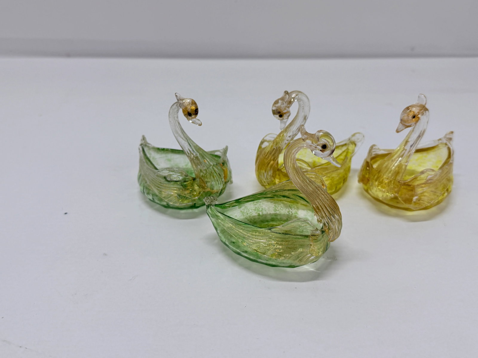 Set of 4, Mid Century Italian Murano Glass Swan Form Salt Cellars C. 1960 - 8