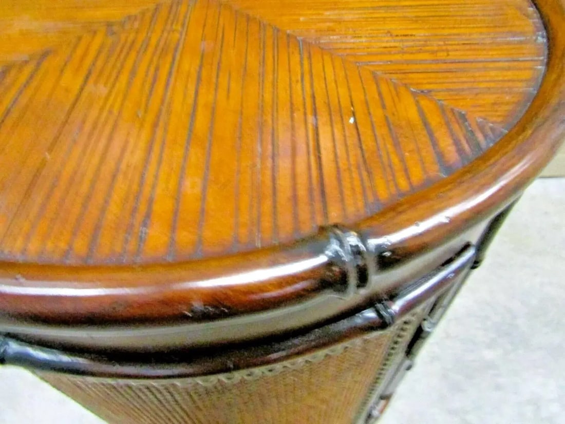 Matched Pair of Tommy Bahama Sandpiper Rattan Round Lamp Tables Side Tables 545-950 - 8