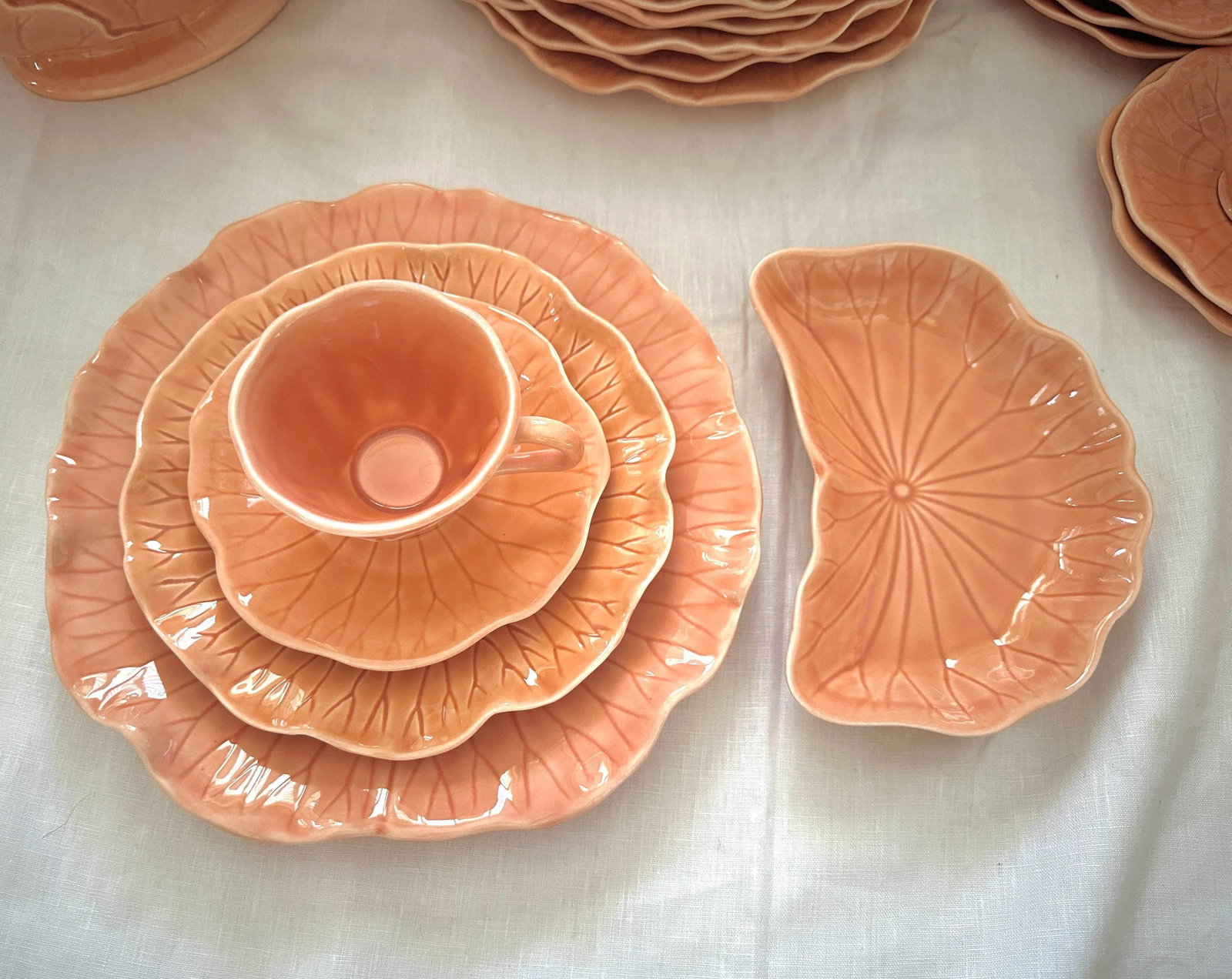 Vintage Peach "Lotus" Dinnerware Set of 45 by Metlox - 8