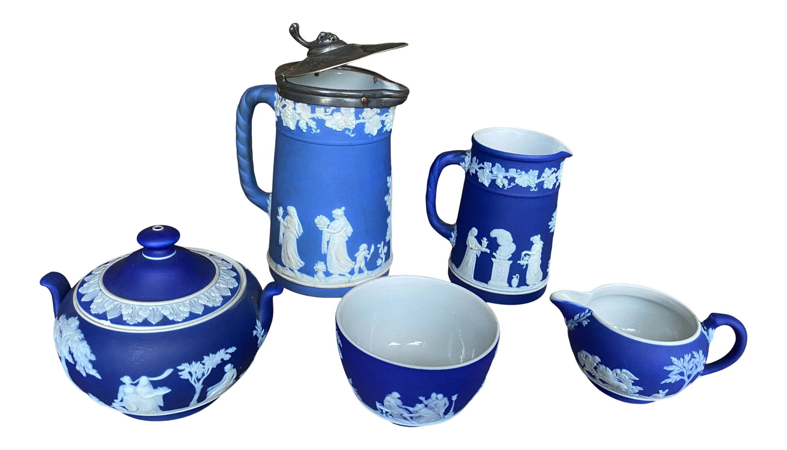 Antique Blue & White Wedgwood Porcelain Coffee Breakfast Service- 5 Pieces: Sensational and rare collection of antique Wedgwood blue and white porcelain. This set includes: 1 lidded pitcher, circa 1805; 1 pitcher, circa 1891; 1 lidded sugar bowl, circa 1891, 1 creamer, circa