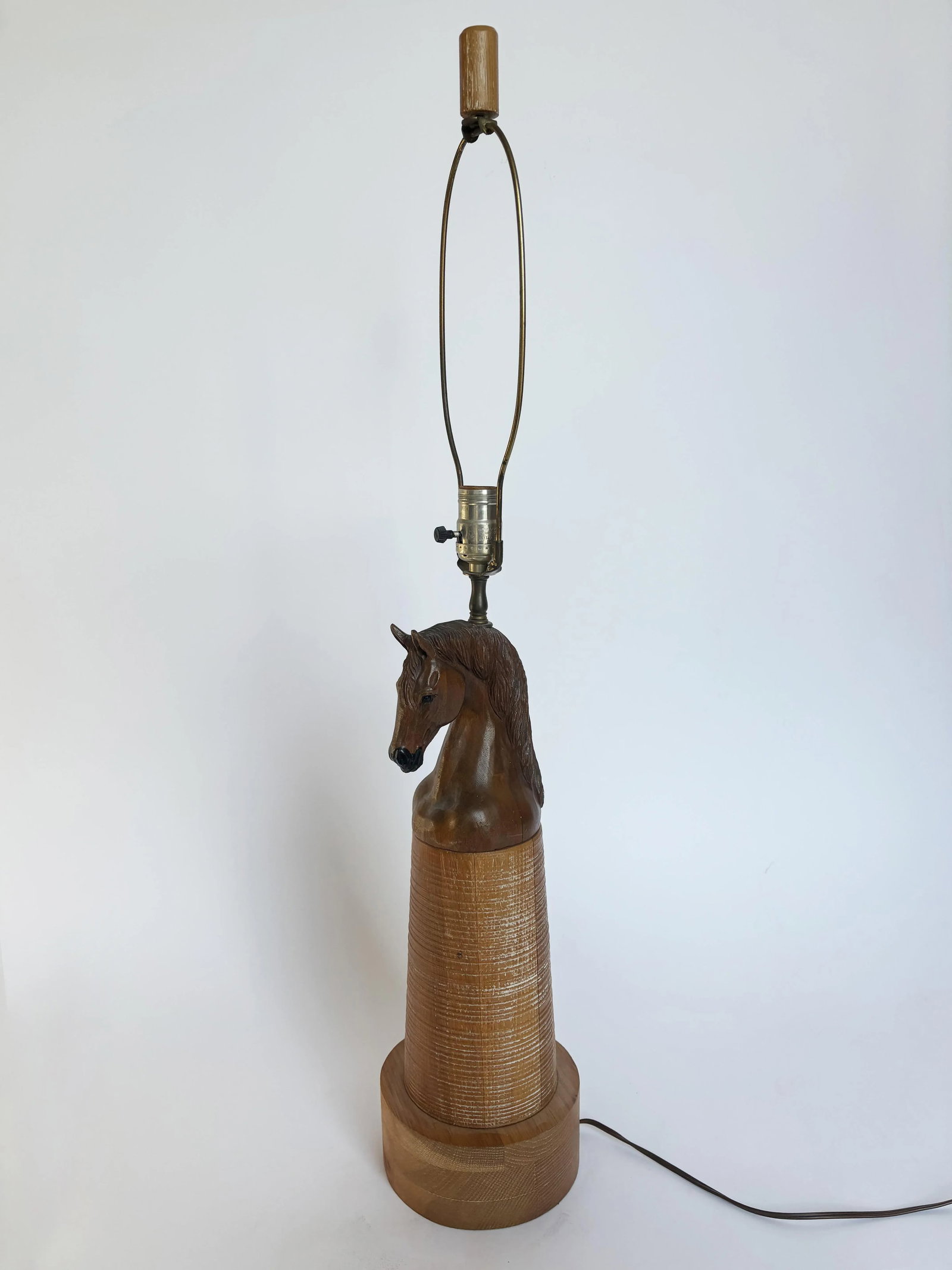 1950s Vintage A. Brandt Ranch Oak Equestrian Carved Horse Table Lamp - 10