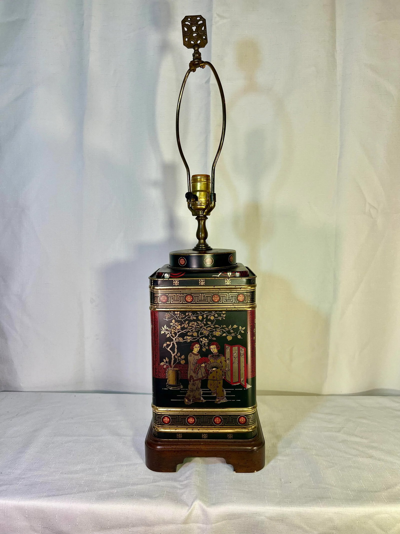 Vintage Chinoiserie Tole Tea Tin Canister Table Lamp by Wildwood - 3