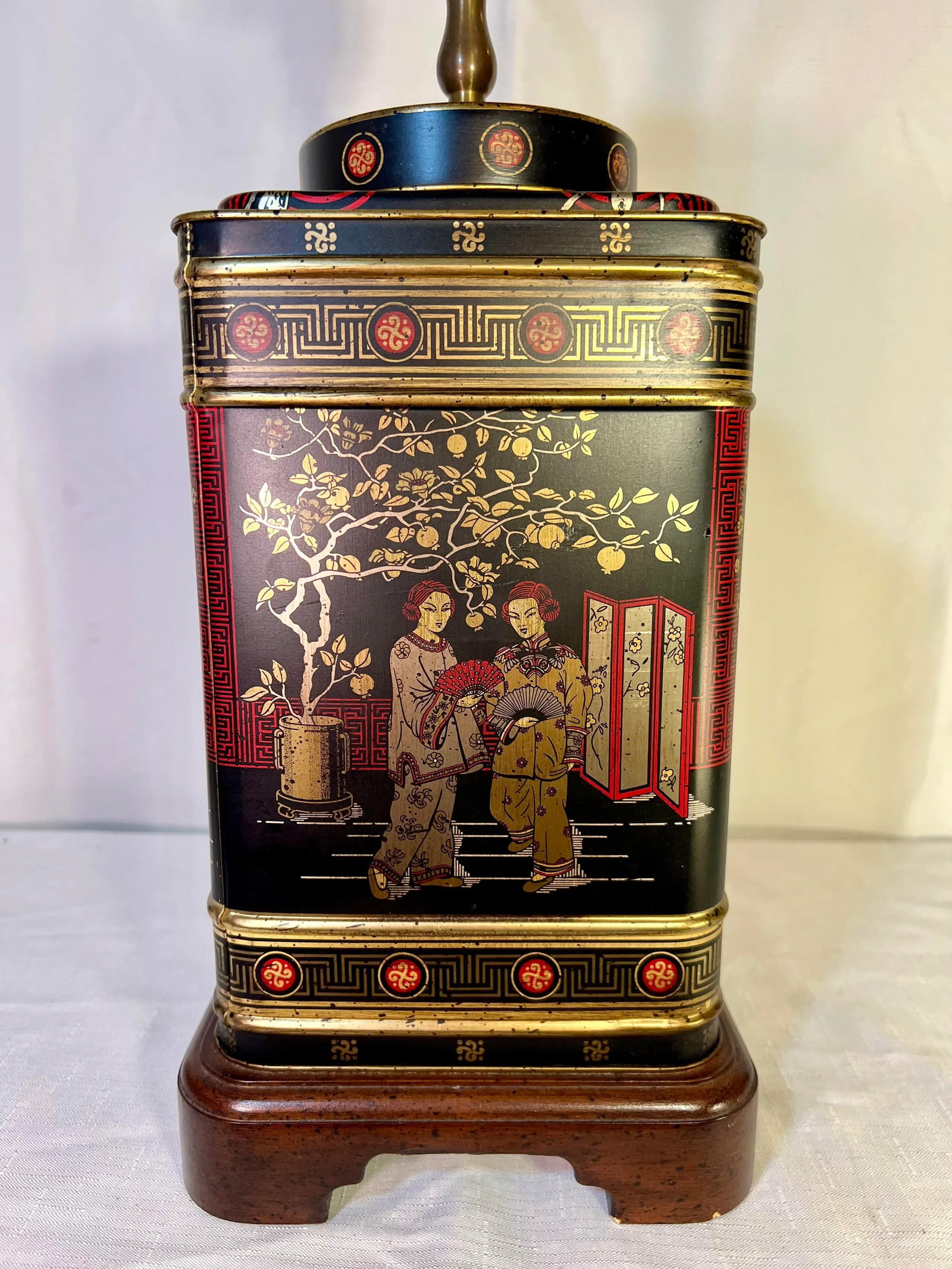 Vintage Chinoiserie Tole Tea Tin Canister Table Lamp by Wildwood - 4