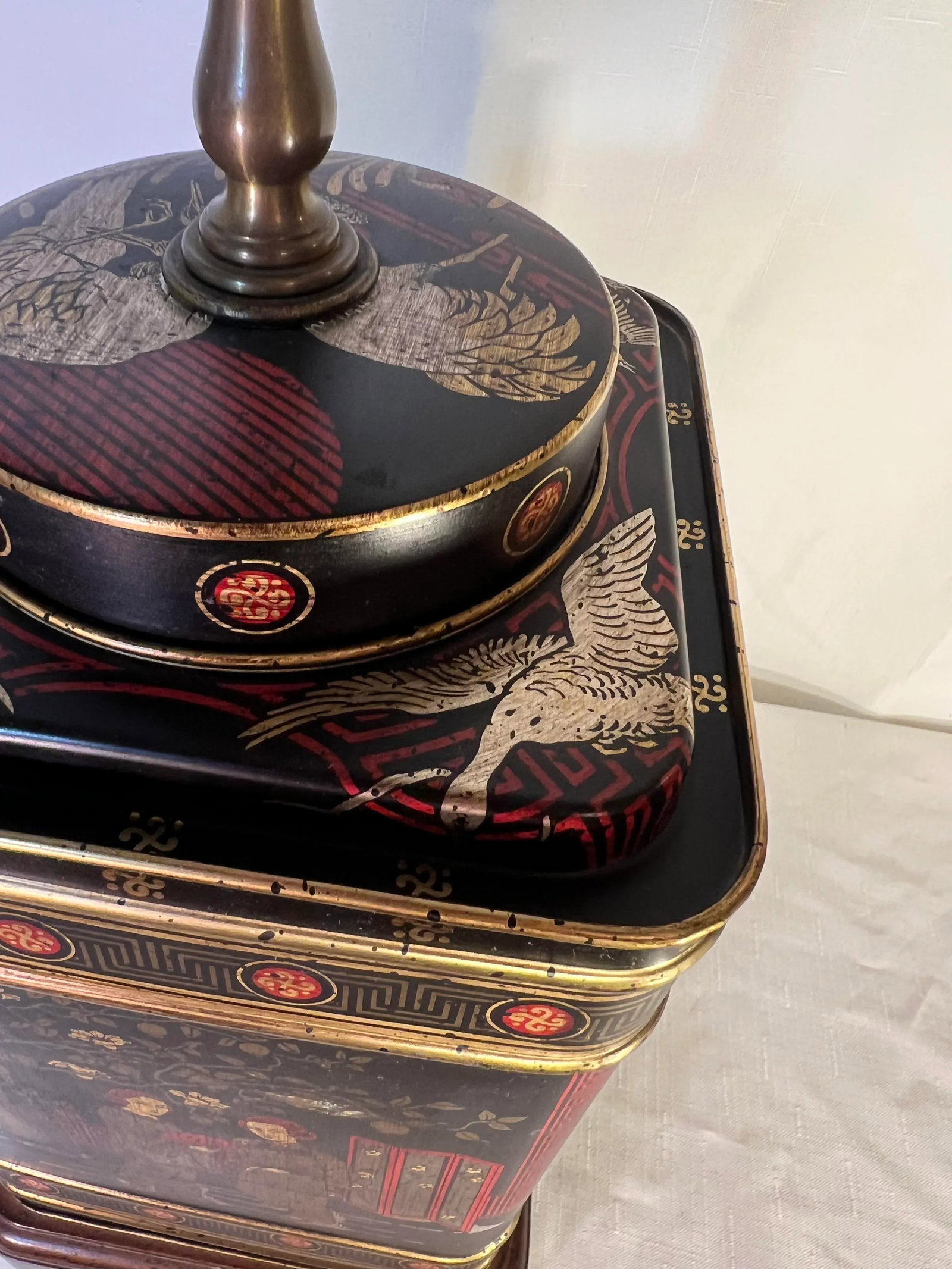 Vintage Chinoiserie Tole Tea Tin Canister Table Lamp by Wildwood - 7
